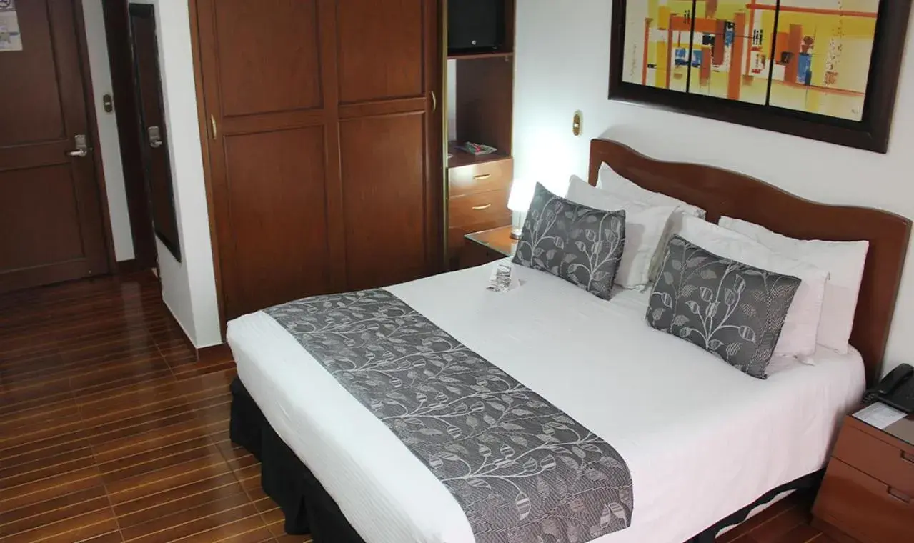 Standard Double Room in AW Hotel Salitre Real Standard Double Room in AW Hotel Salitre Real