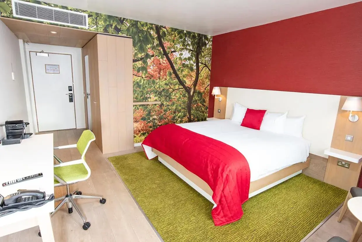 Superior Double or Twin Room in The Orchard Hotel & Restaurant Superior Double or Twin Room in The Orchard Hotel & Restaurant