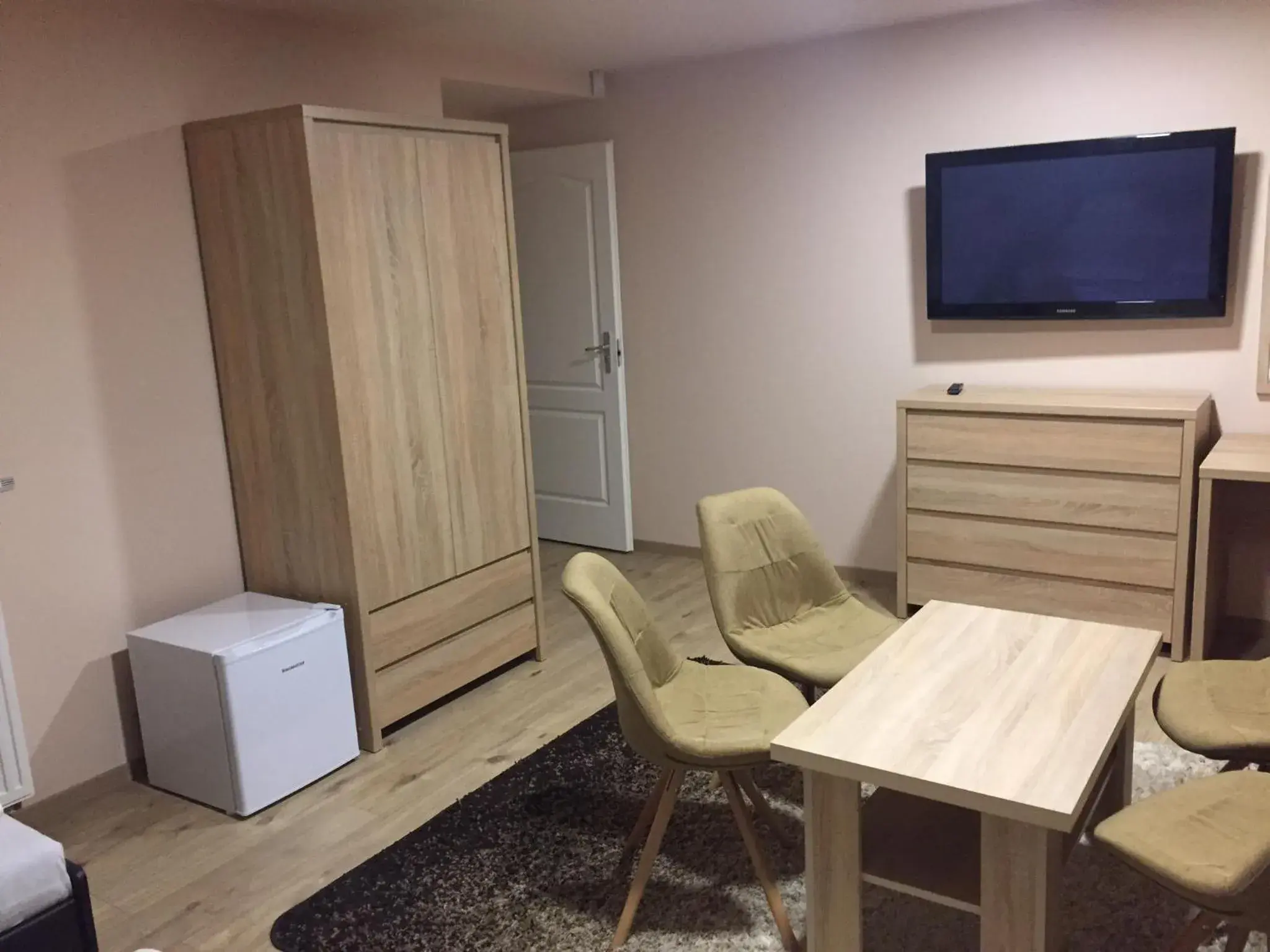 Large Double or Twin Room in MOKKA PANZIÓ Large Double or Twin Room in MOKKA PANZIÓ