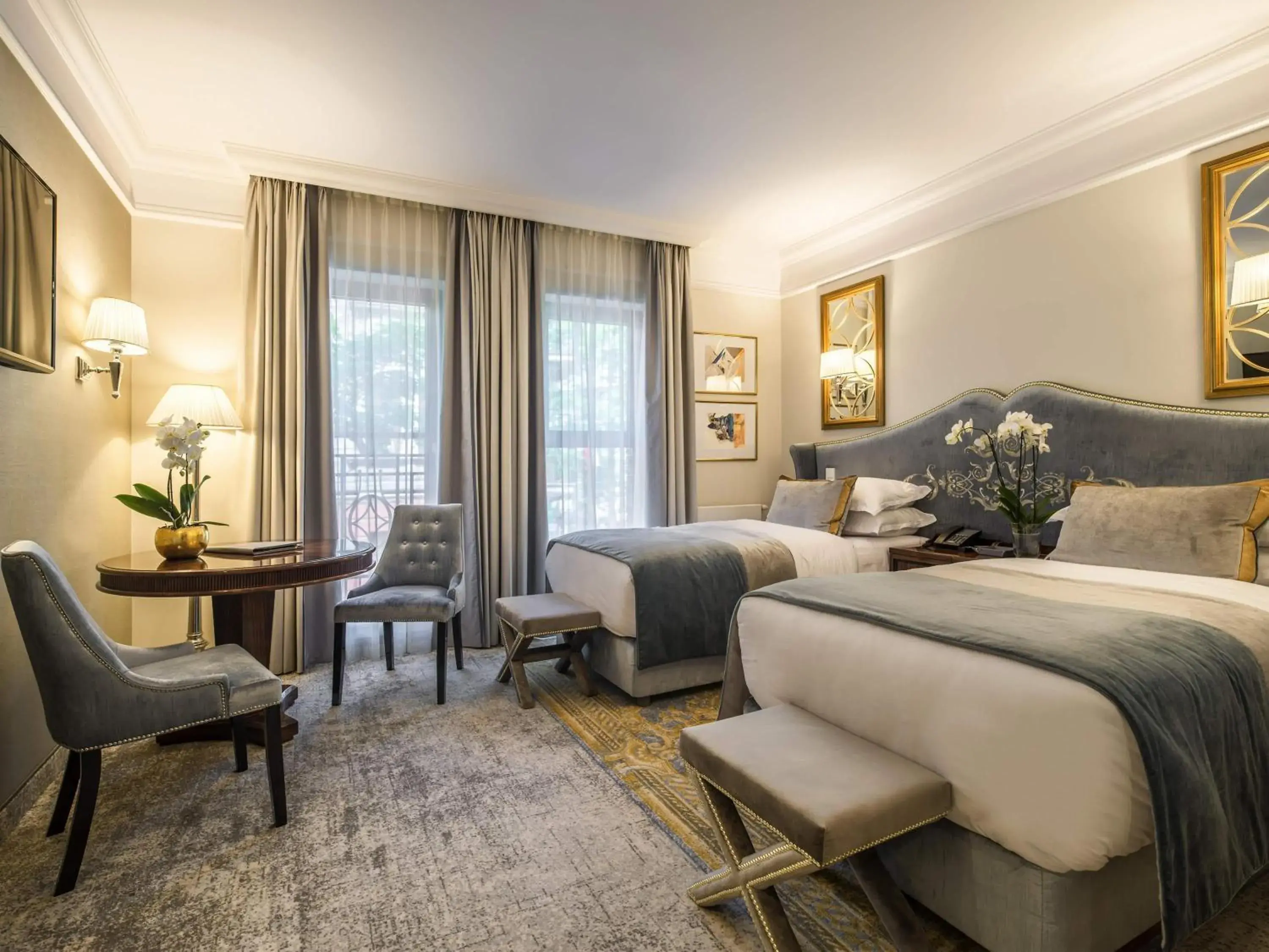 Deluxe Room Twin Beds in Bachleda Luxury Hotel Kraków - MGallery Collection Deluxe Room Twin Beds in Bachleda Luxury Hotel Kraków - MGallery Collection