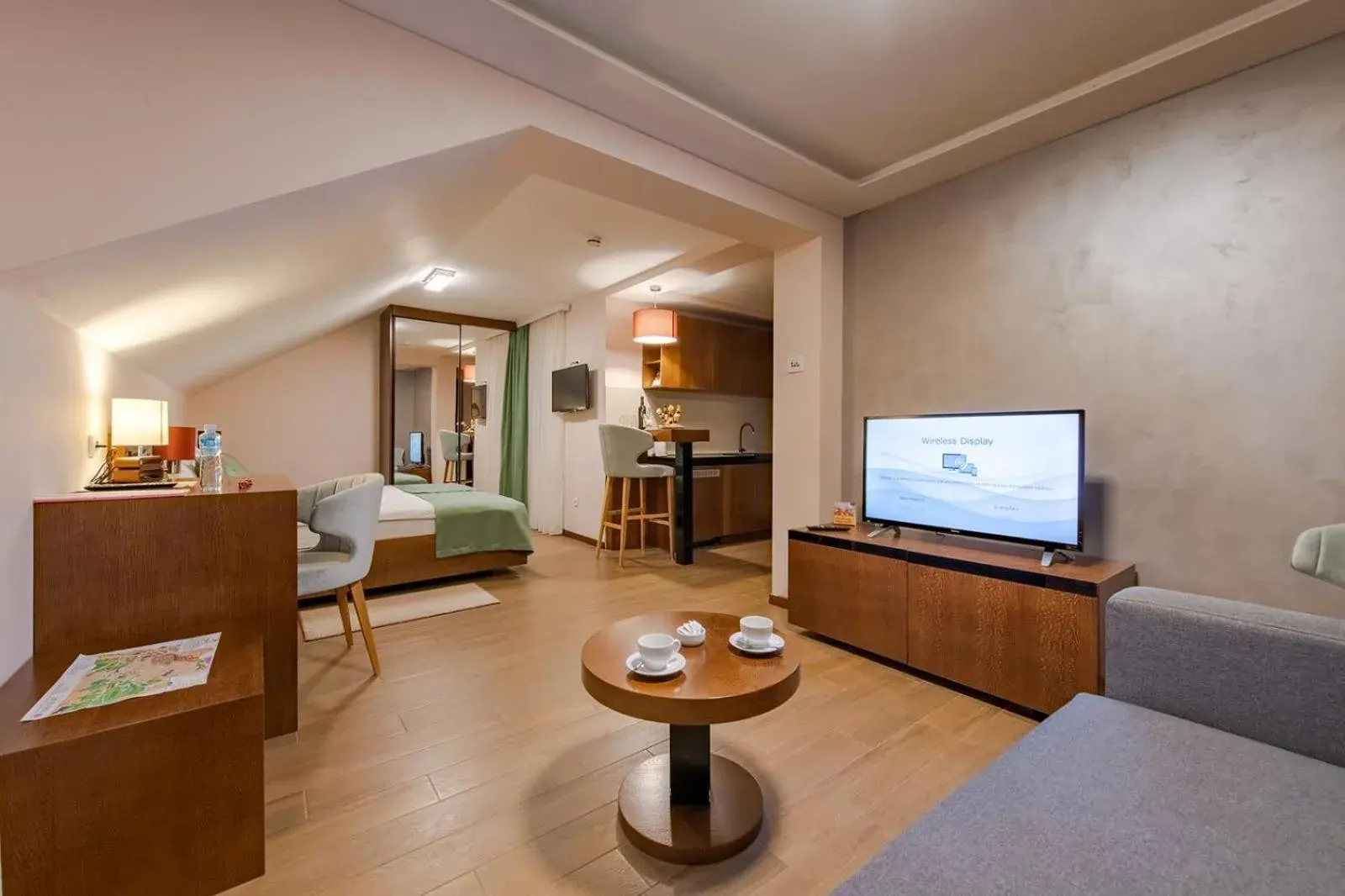 Deluxe King Studio - single occupancy in Rubicon Garni Hotel Deluxe King Studio - single occupancy in Rubicon Garni Hotel