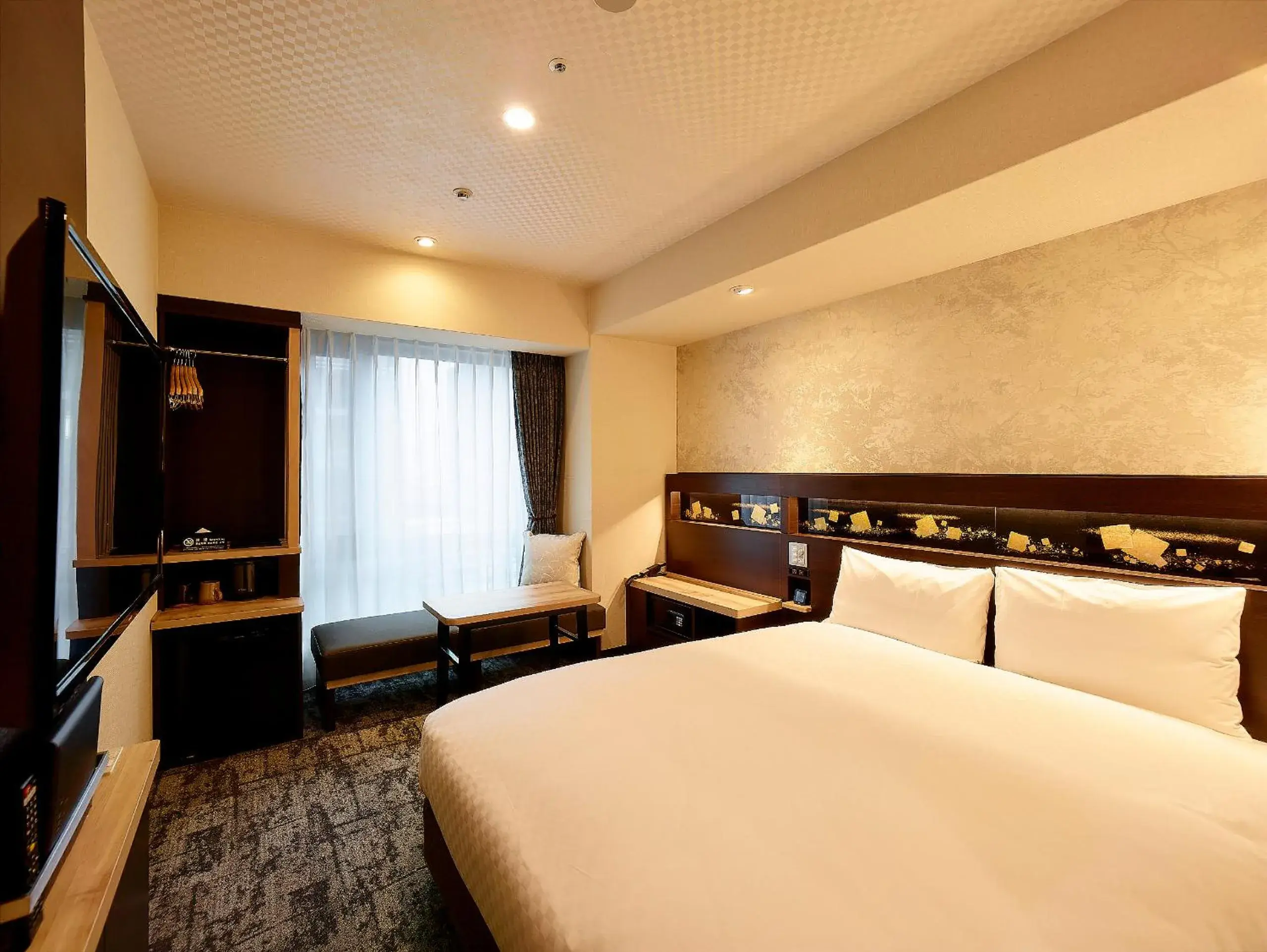 Double Room (2 Adults) - Non-Smoking in Via Inn Prime Kyotoeki Hachijoguchi Double Room (2 Adults) - Non-Smoking in Via Inn Prime Kyotoeki Hachijoguchi