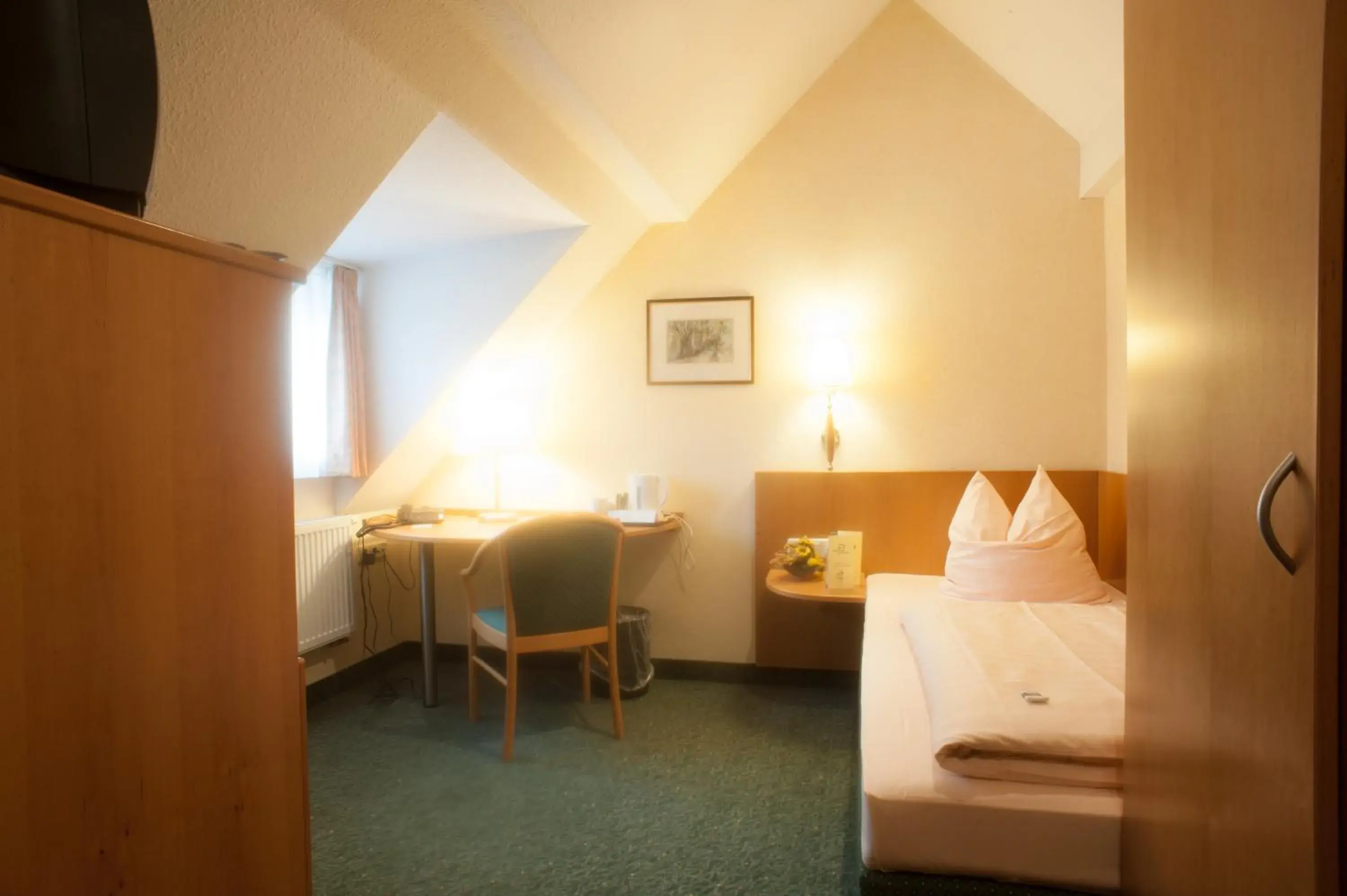 Single Room in Domizil Alte Post Single Room in Domizil Alte Post