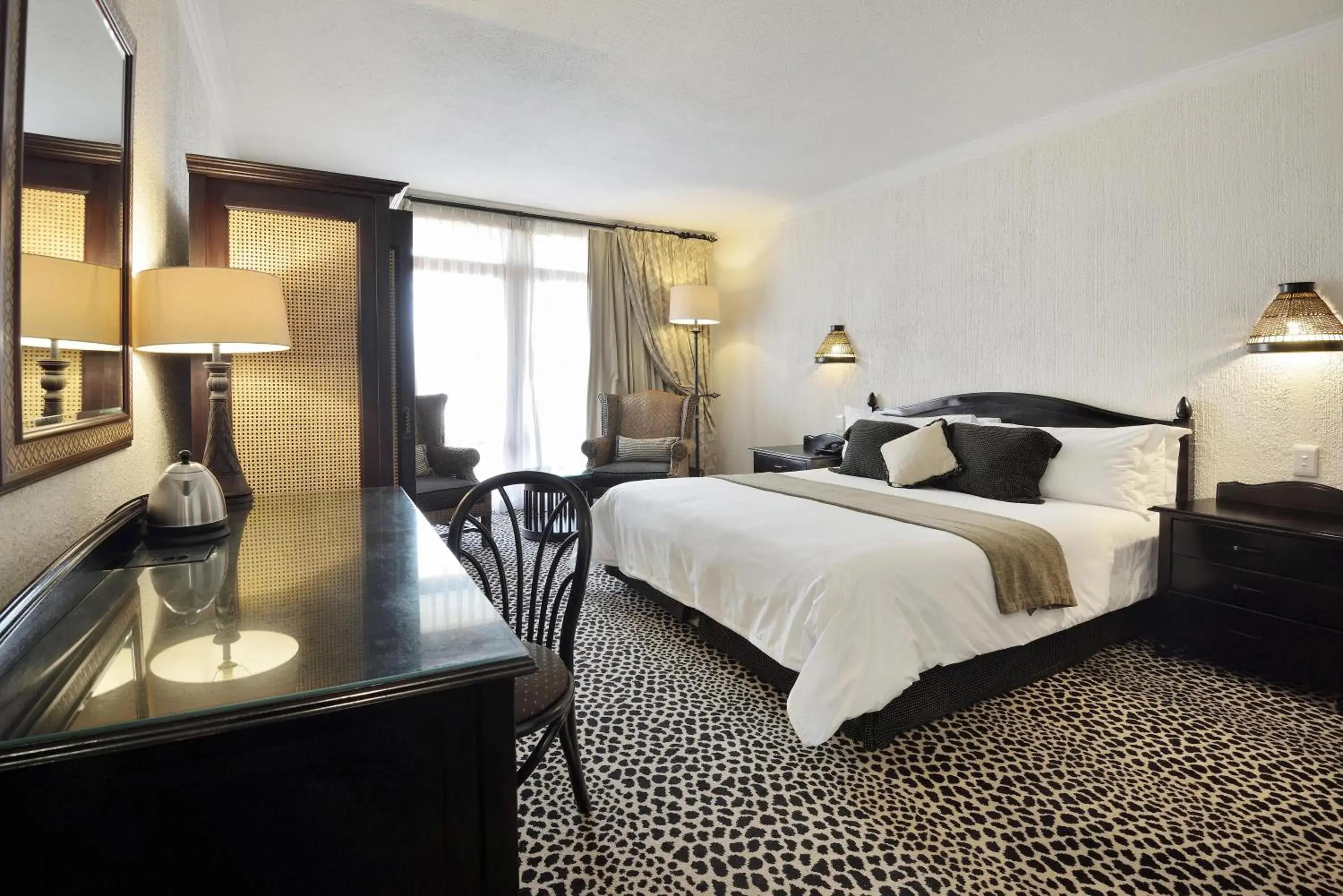 Standard King Room - single occupancy in Bakubung Bush Lodge Standard King Room - single occupancy in Bakubung Bush Lodge