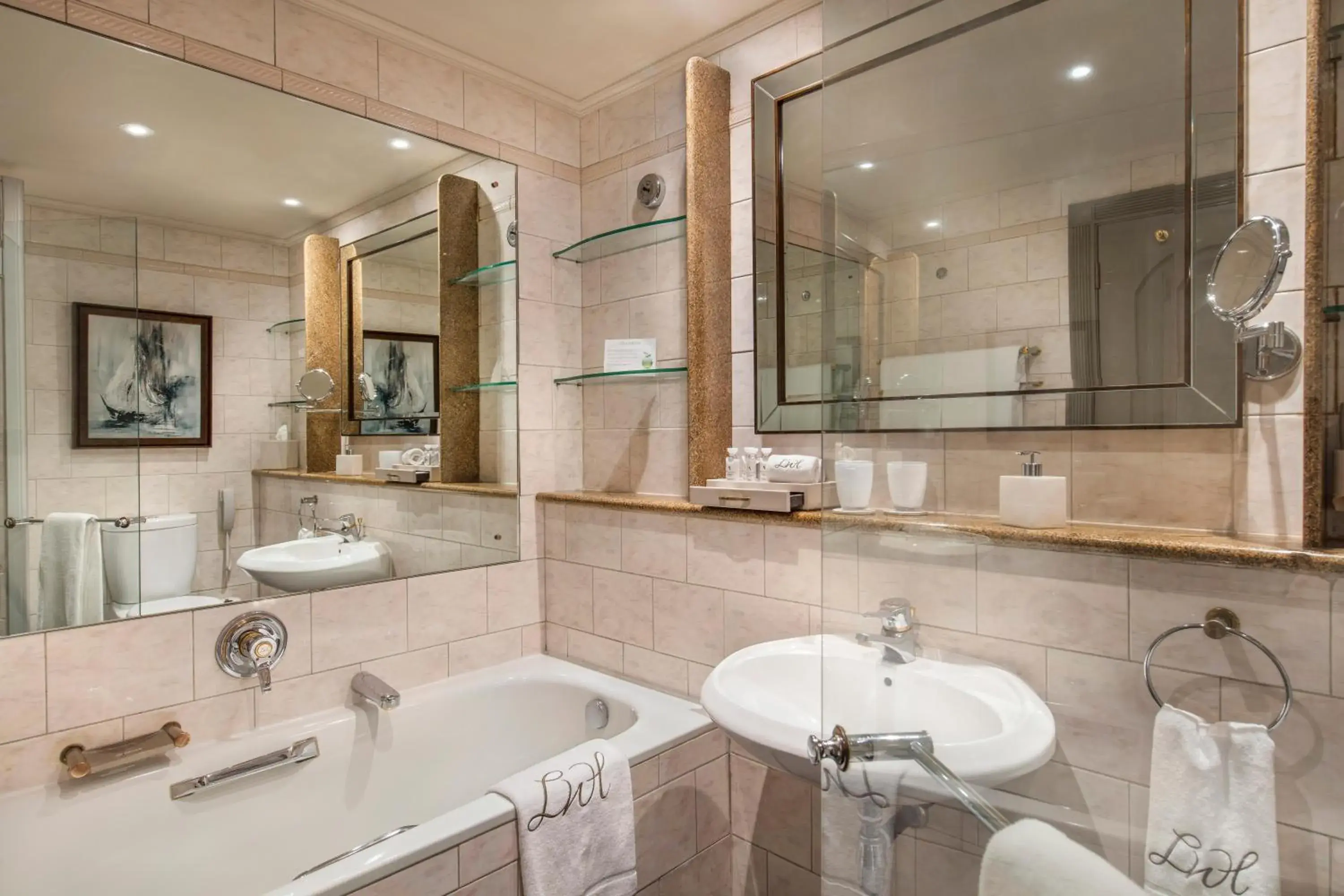 Classic Room in Labourdonnais Waterfront Hotel Classic Room in Labourdonnais Waterfront Hotel