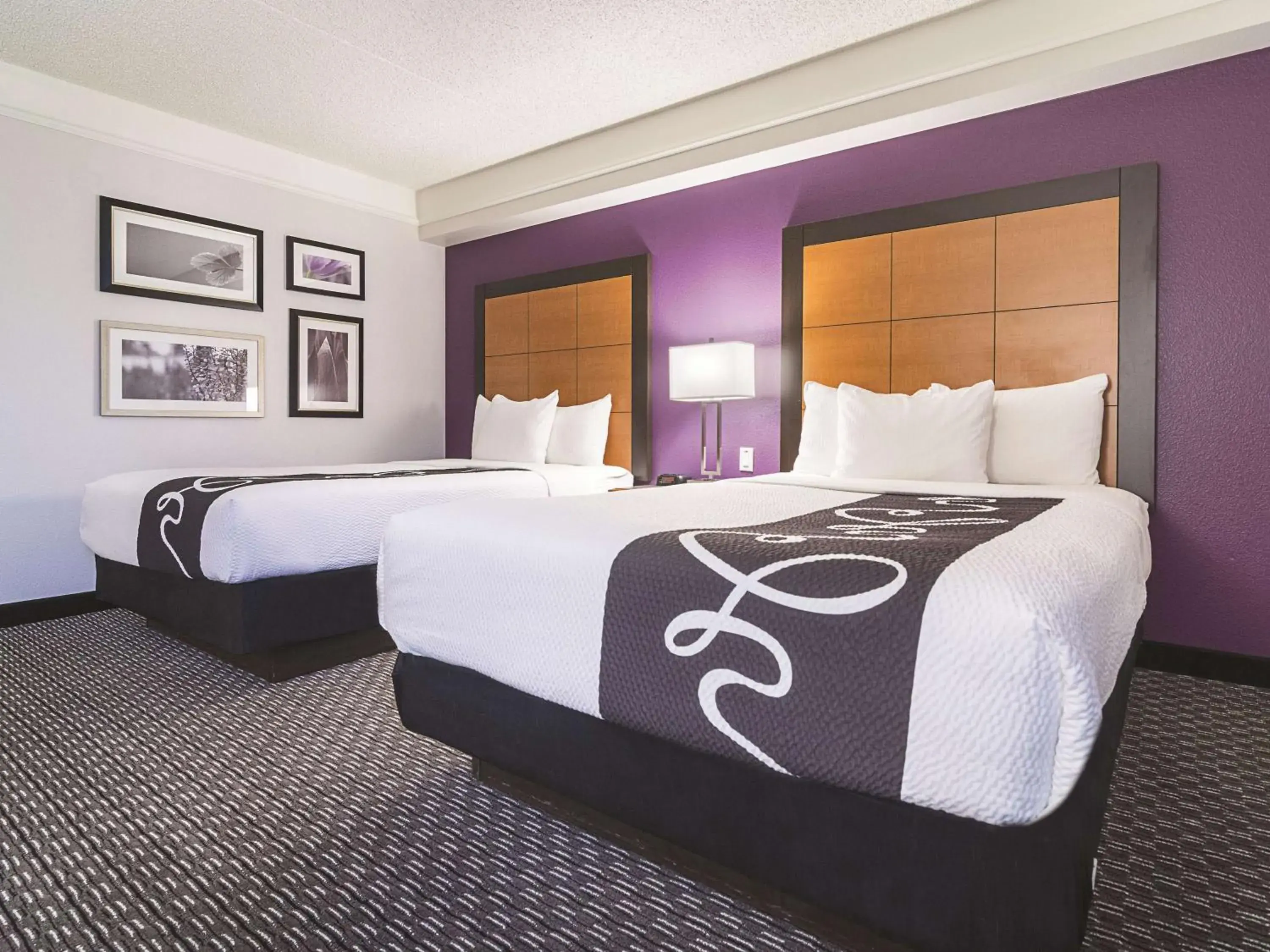 Deluxe Double Room with Two Double Beds - Non-Smoking in La Quinta by Wyndham Phoenix Mesa West Deluxe Double Room with Two Double Beds - Non-Smoking in La Quinta by Wyndham Phoenix Mesa West