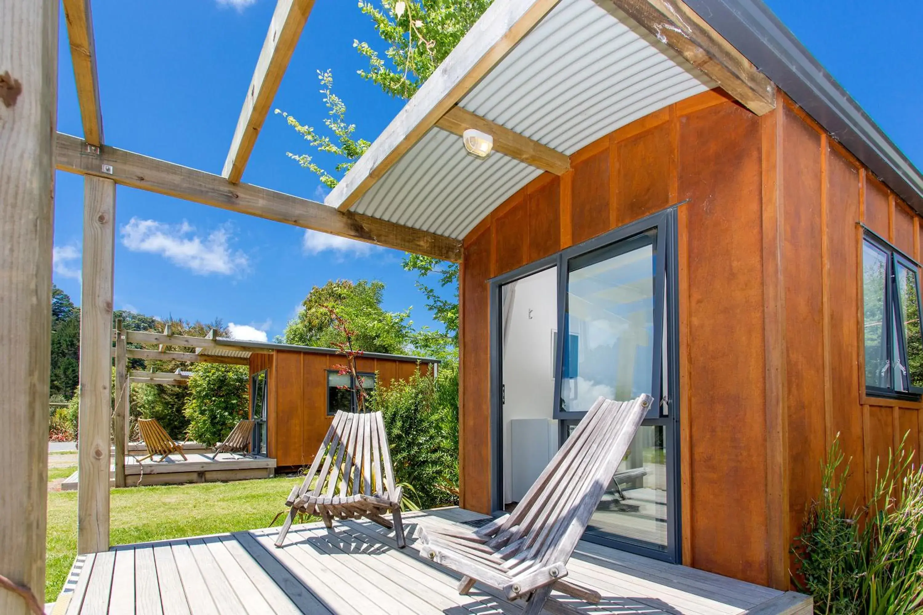 Standard Queen Chalet in Hot Water Beach TOP 10 Holiday Park Standard Queen Chalet in Hot Water Beach TOP 10 Holiday Park