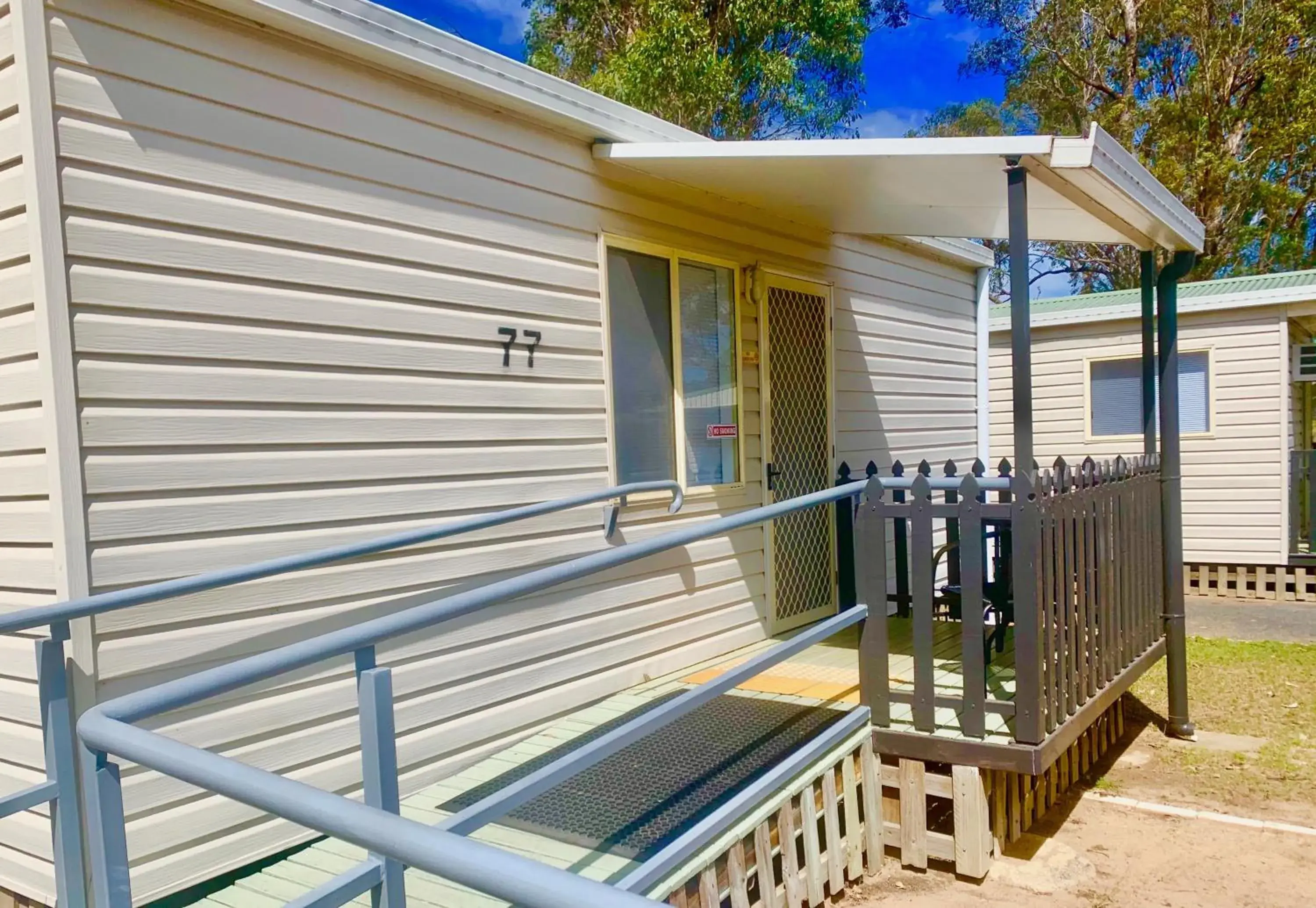 Standard Unit - Pet Friendly in Crows Nest Tourist Park Standard Unit - Pet Friendly in Crows Nest Tourist Park