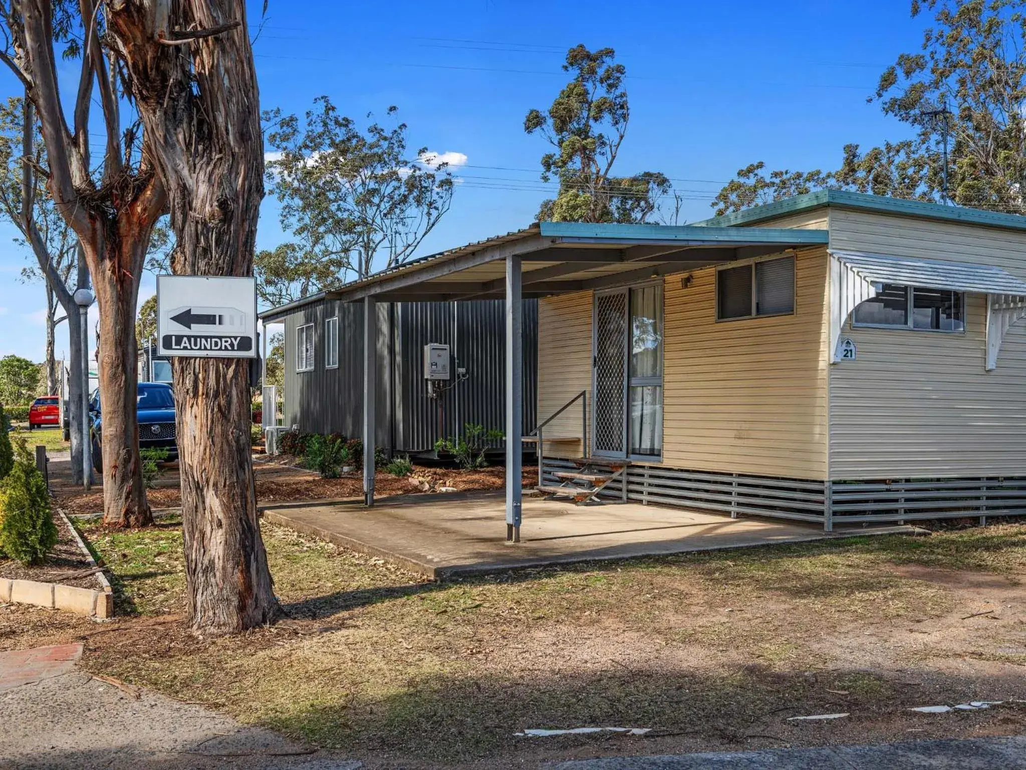 Standard Cabin - Pet Friendly in Crows Nest Tourist Park Standard Cabin - Pet Friendly in Crows Nest Tourist Park