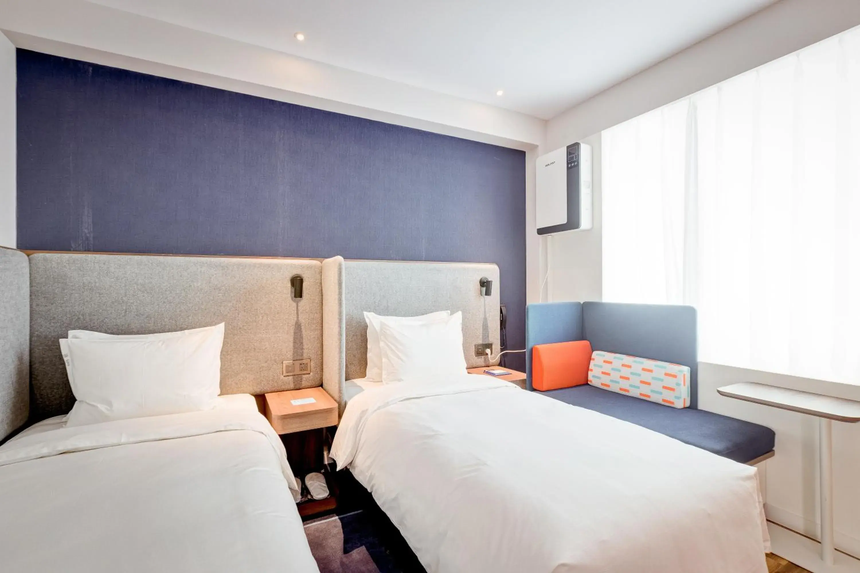 Standard Twin Room in Holiday Inn Express Xi'an Bell Tower by IHG Standard Twin Room in Holiday Inn Express Xi'an Bell Tower by IHG