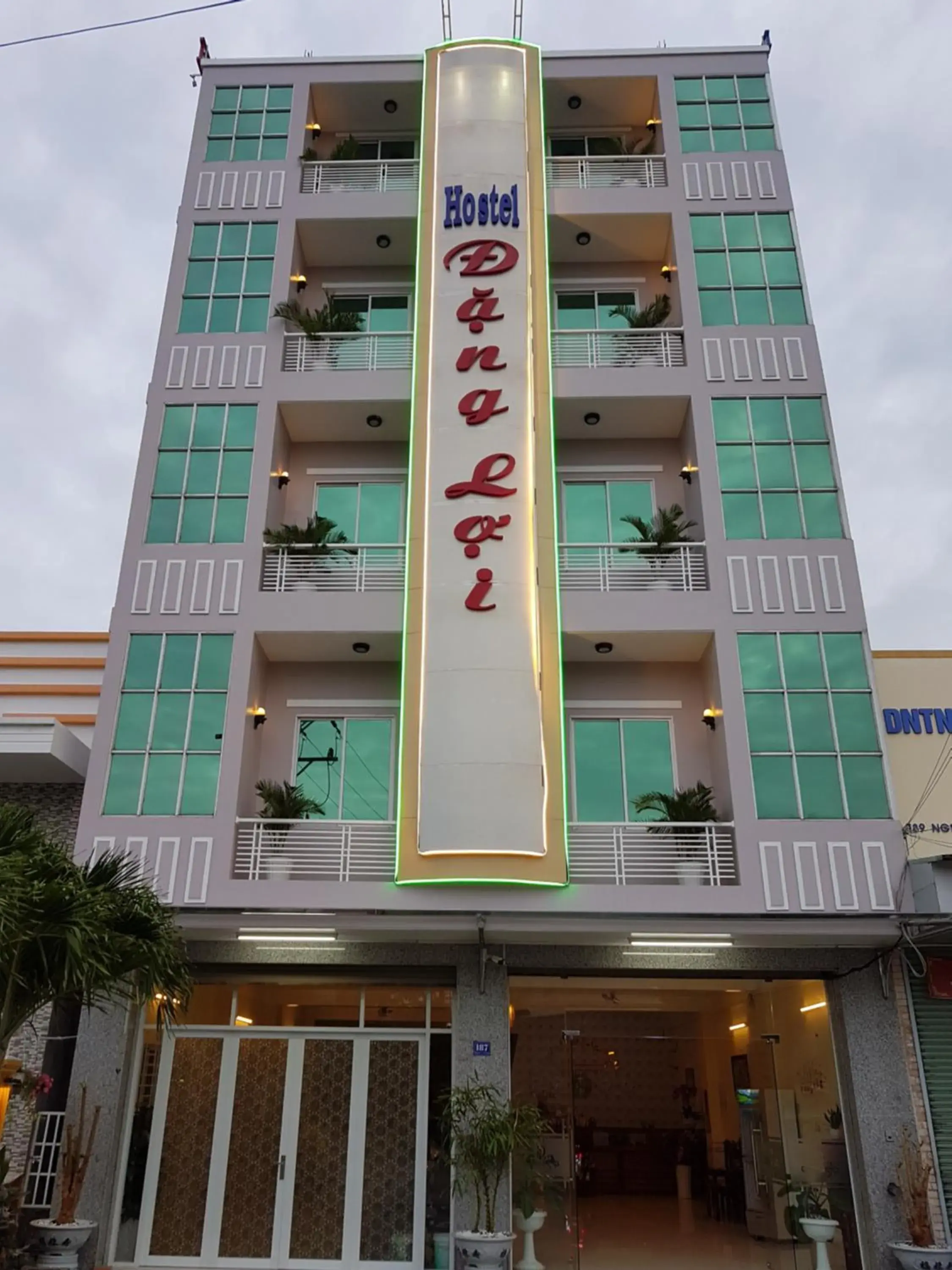 Hostel Đặng Lợi ホステルダンロイ Hostel Đặng Lợi ホステルダンロイ