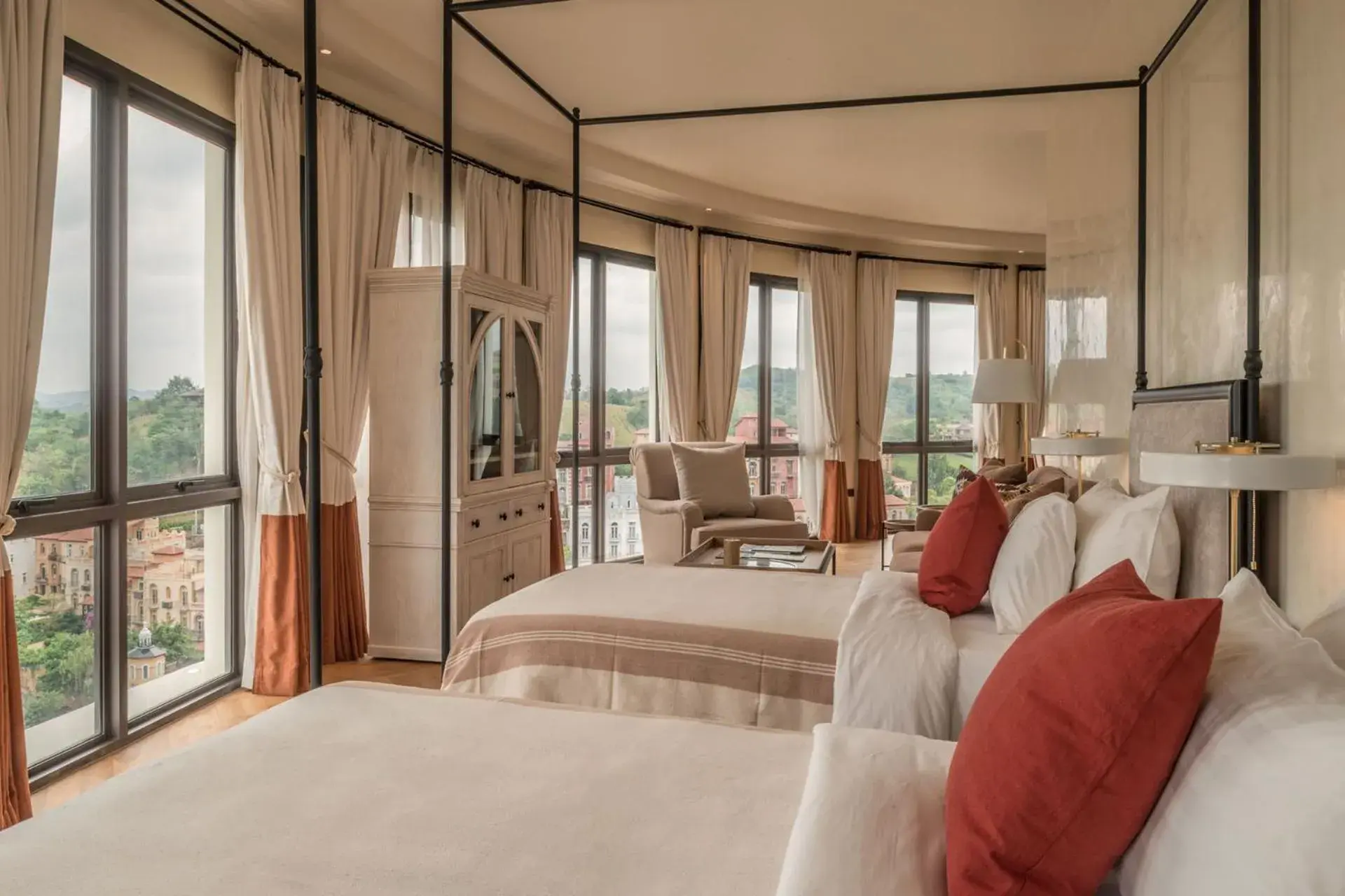 Alta Vista Twin Bed in Toscana Piazza Alta Vista Twin Bed in Toscana Piazza