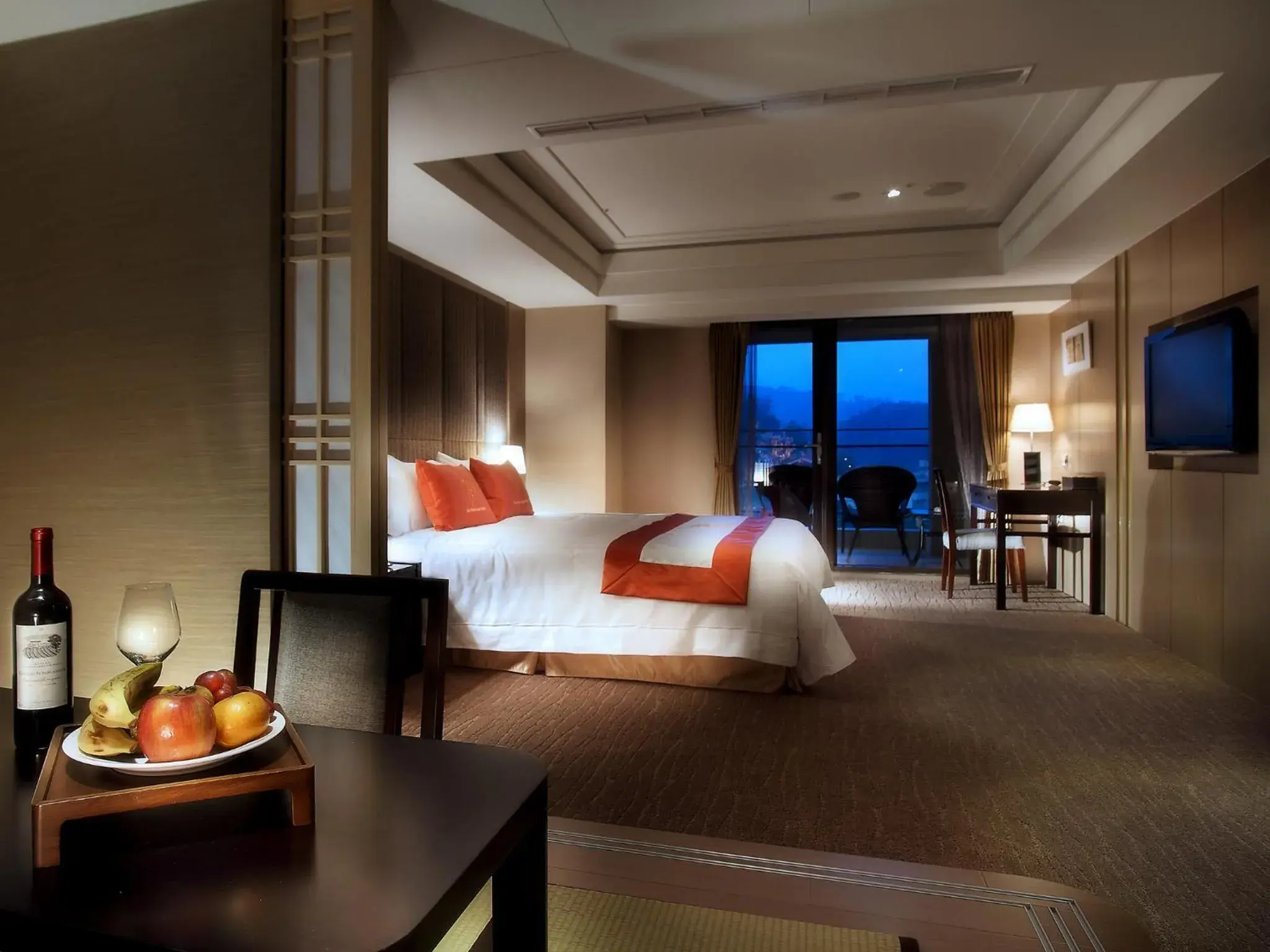 Double Room with Lake View in Sun Moon Lake Hotel Double Room with Lake View in Sun Moon Lake Hotel