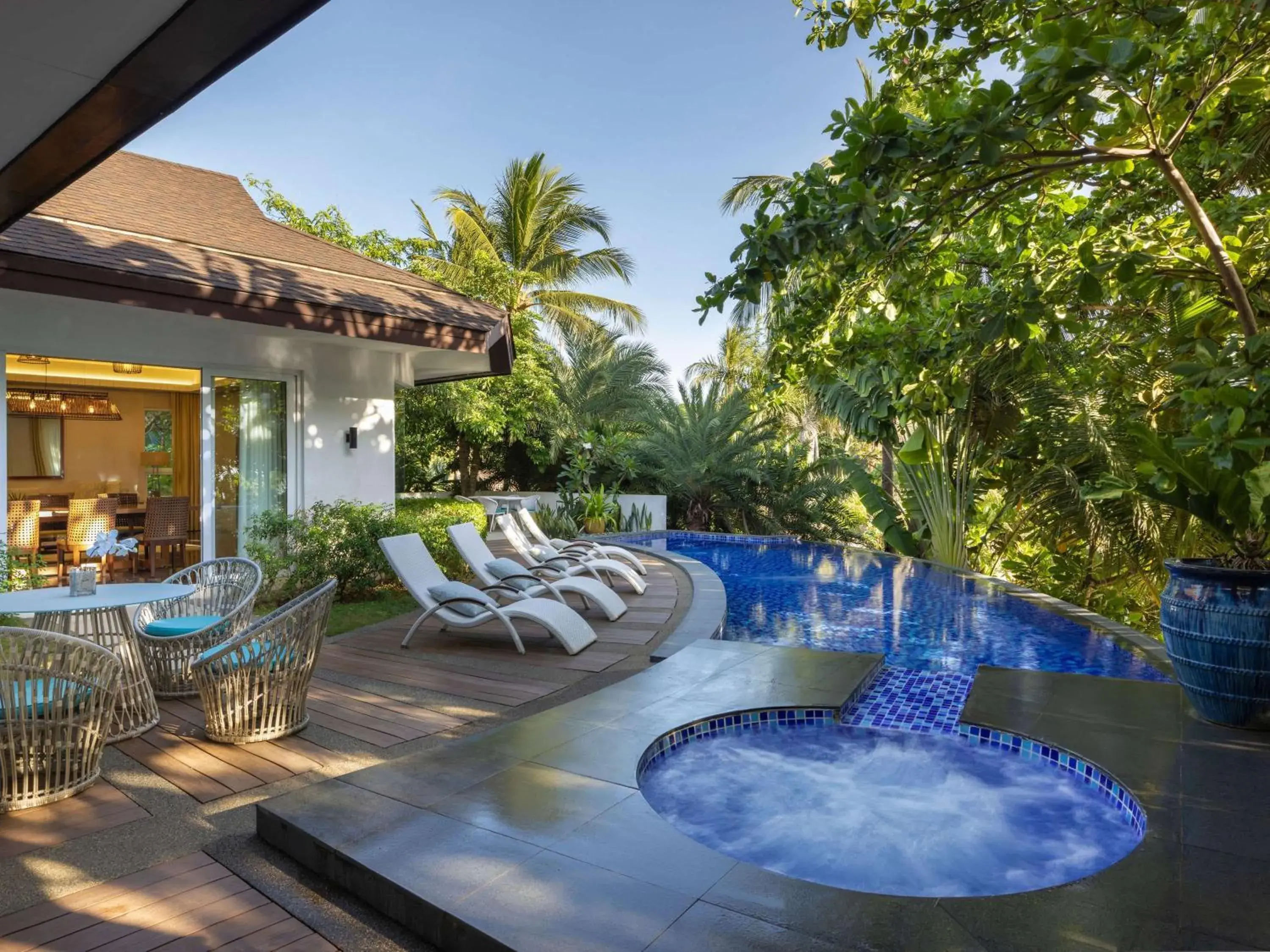 Two-Bedroom Villa in Movenpick Resort & Spa Boracay Two-Bedroom Villa in Movenpick Resort & Spa Boracay