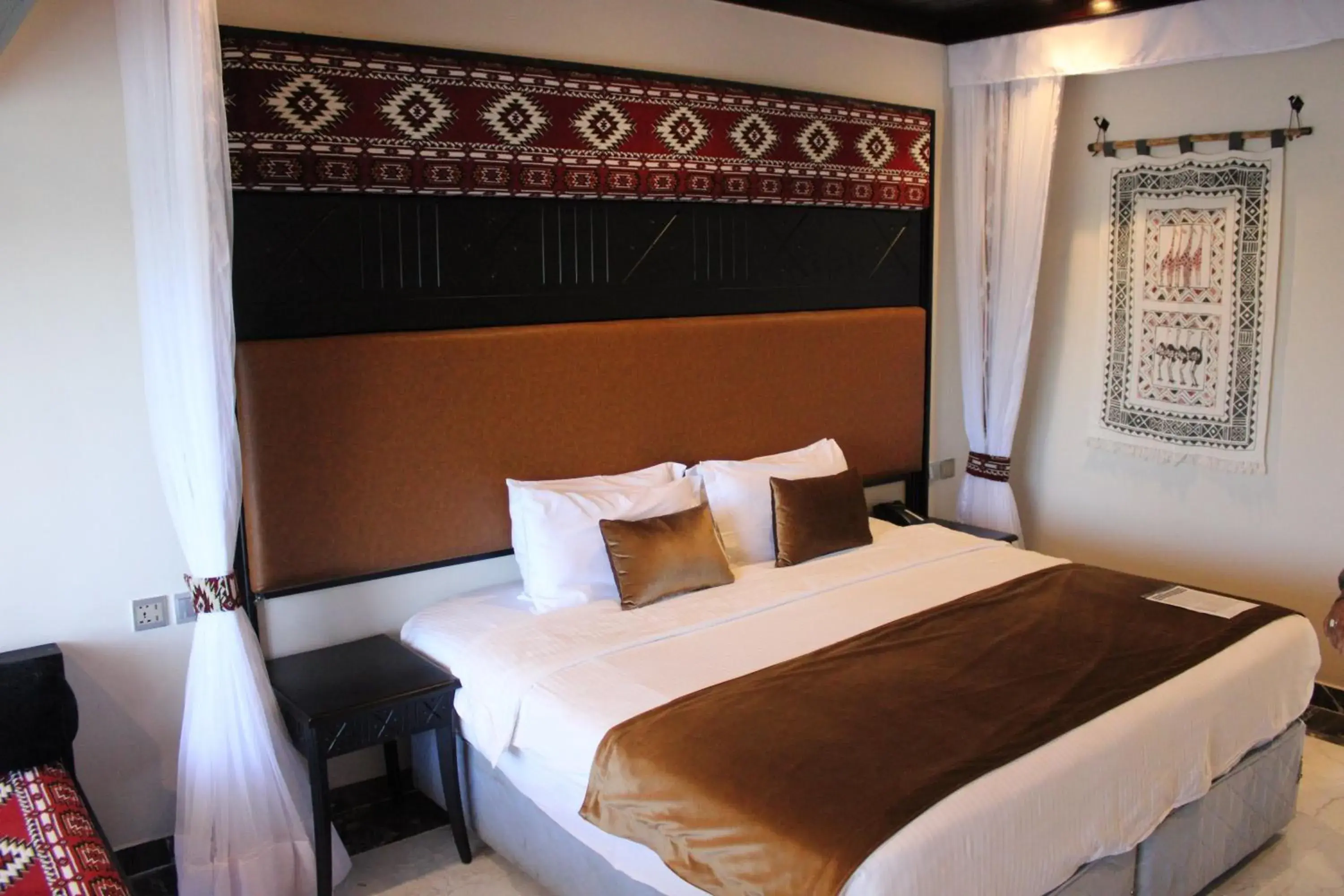 Luxury Double Room - single occupancy in Muthu Keekorok Lodge, Maasai Mara, Narok Luxury Double Room - single occupancy in Muthu Keekorok Lodge, Maasai Mara, Narok