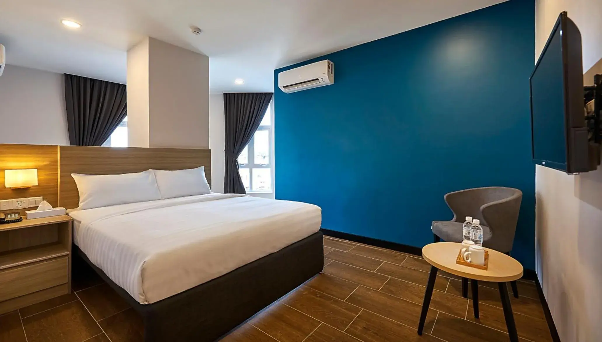 Queen Suite in ZONE Hotels, Telok Panglima Garang Queen Suite in ZONE Hotels, Telok Panglima Garang