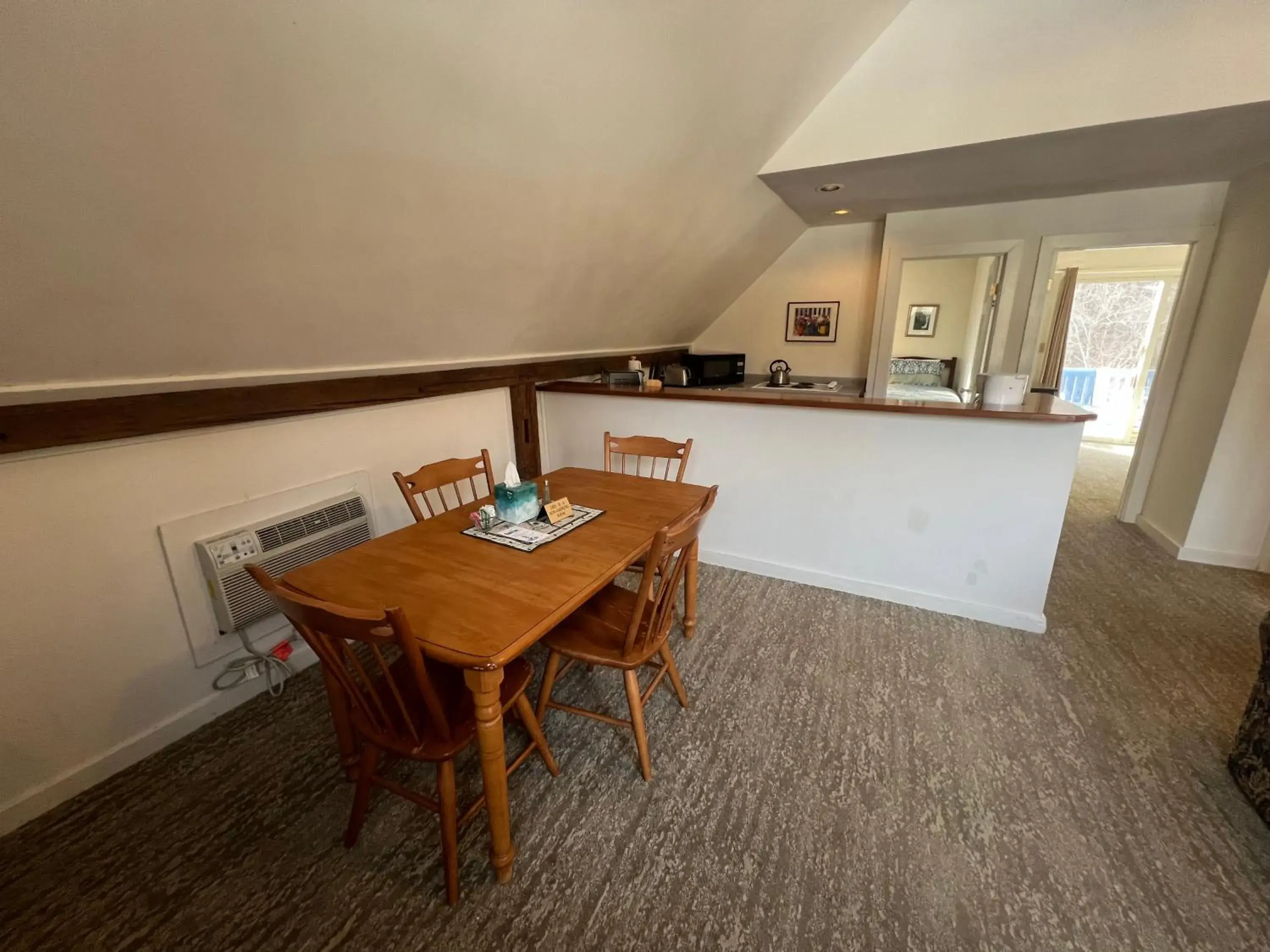 Two-Bedroom Suite in Echo Lake Inn Two-Bedroom Suite in Echo Lake Inn