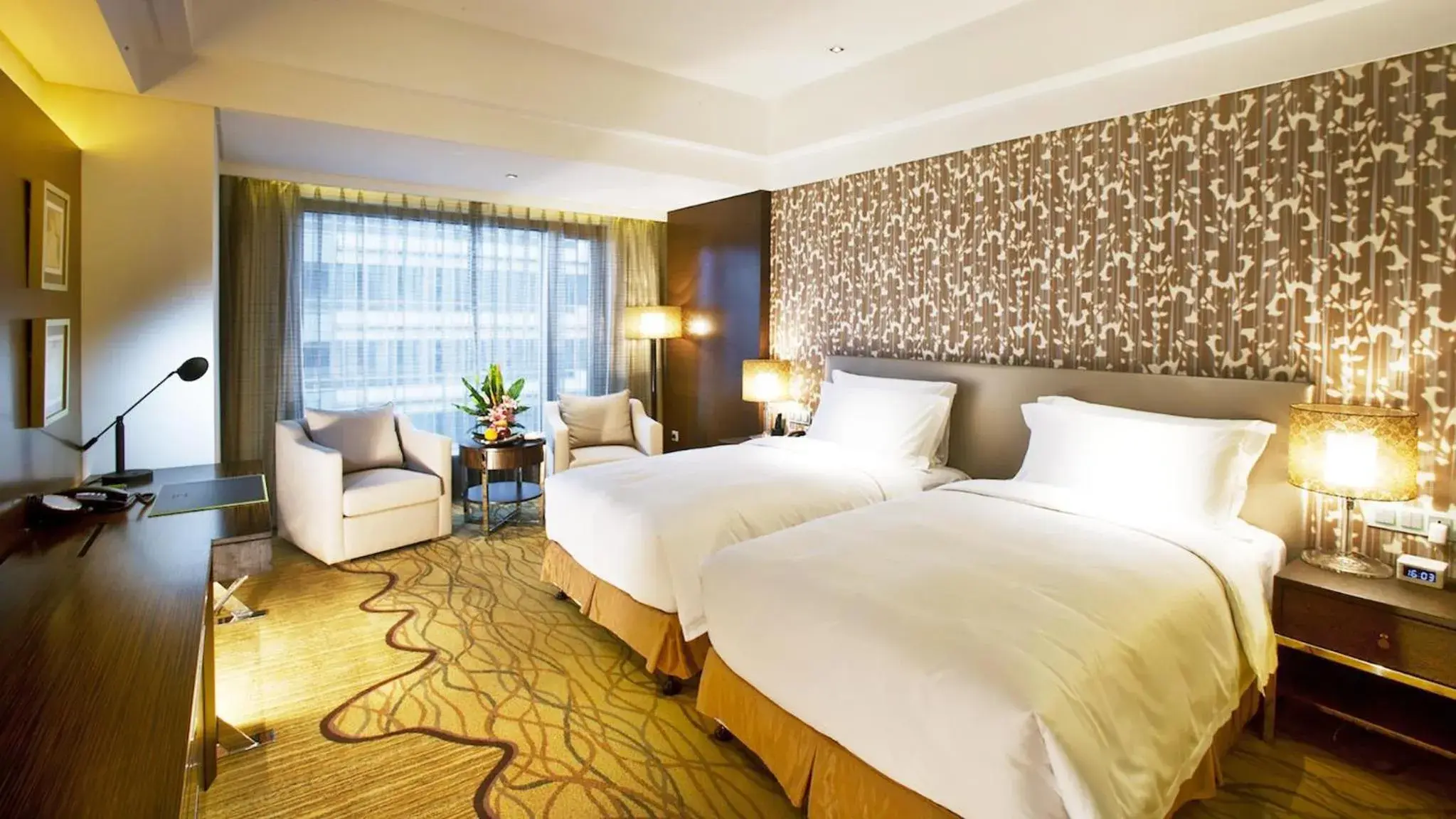 Deluxe Twin Room in Kempinski Hotel Chongqing - Complimentary 500ml Home-Brewed beer voucher upon check-in Deluxe Twin Room in Kempinski Hotel Chongqing - Complimentary 500ml Home-Brewed beer voucher upon check-in