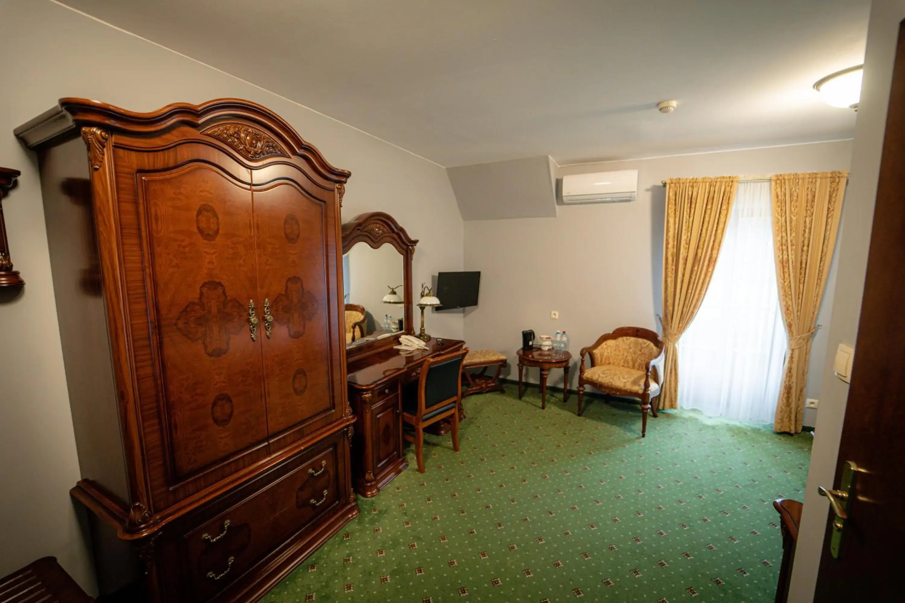 Pokój dwuosobowy double Delux z klimatyzacją in Hotel Górski Pokój dwuosobowy double Delux z klimatyzacją in Hotel Górski