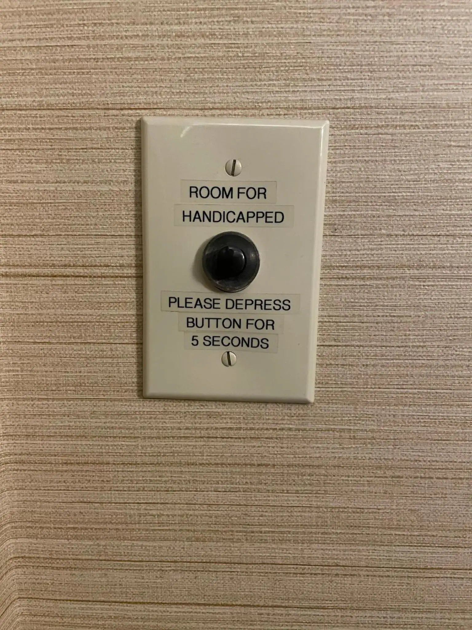 Queen Studio - Disability Access/Roll-in Shower/Non-Smoking in Holiday Inn Express Philadelphia Penn's Landing by IHG Queen Studio - Disability Access/Roll-in Shower/Non-Smoking in Holiday Inn Express Philadelphia Penn's Landing by IHG