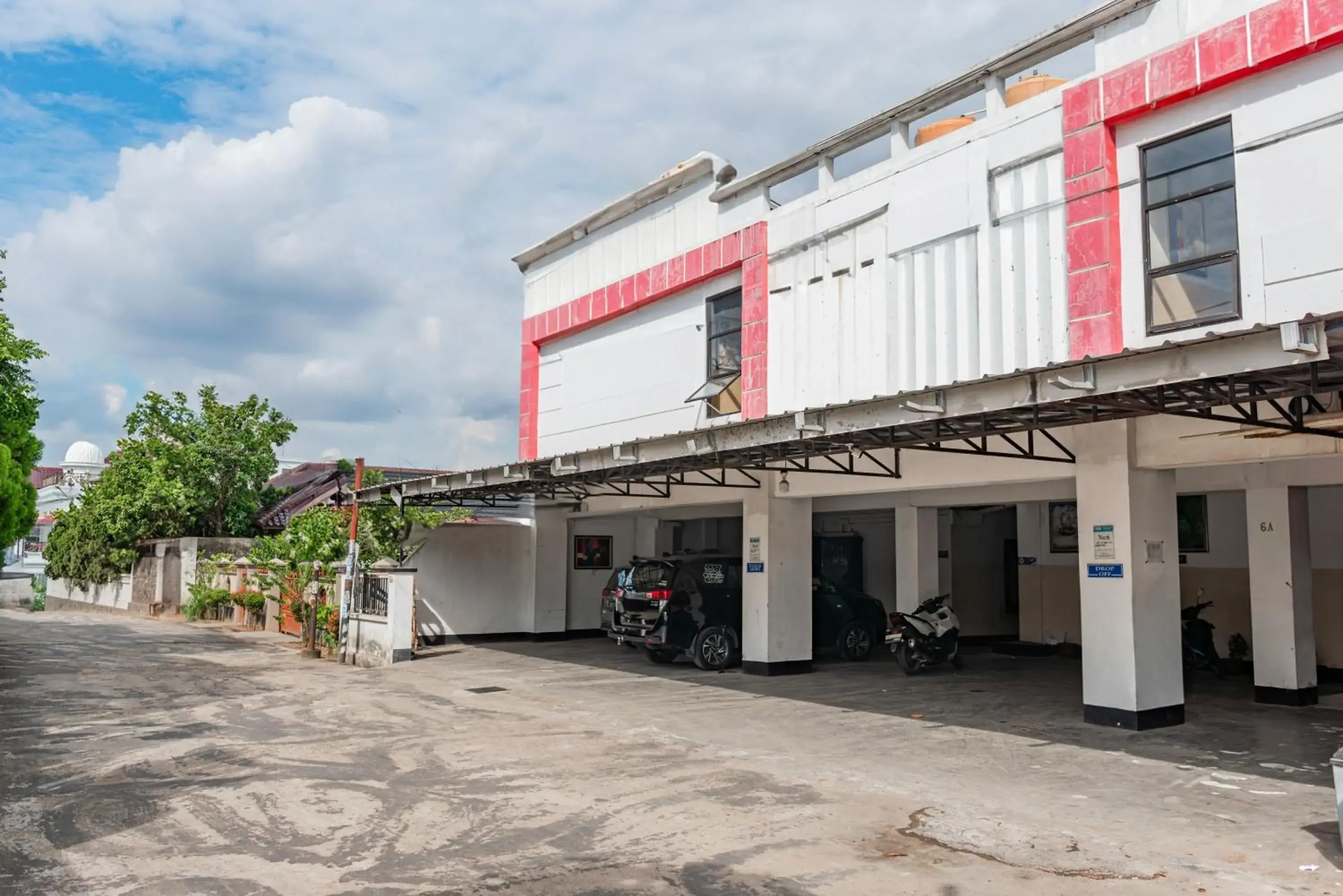 Hotel O Ilir Barar I Near Rumah Sakit Islam Siti Khadijah Formerly Maleo Hotel Hotel O Ilir Barar I Near Rumah Sakit Islam Siti Khadijah Formerly Maleo Hotel