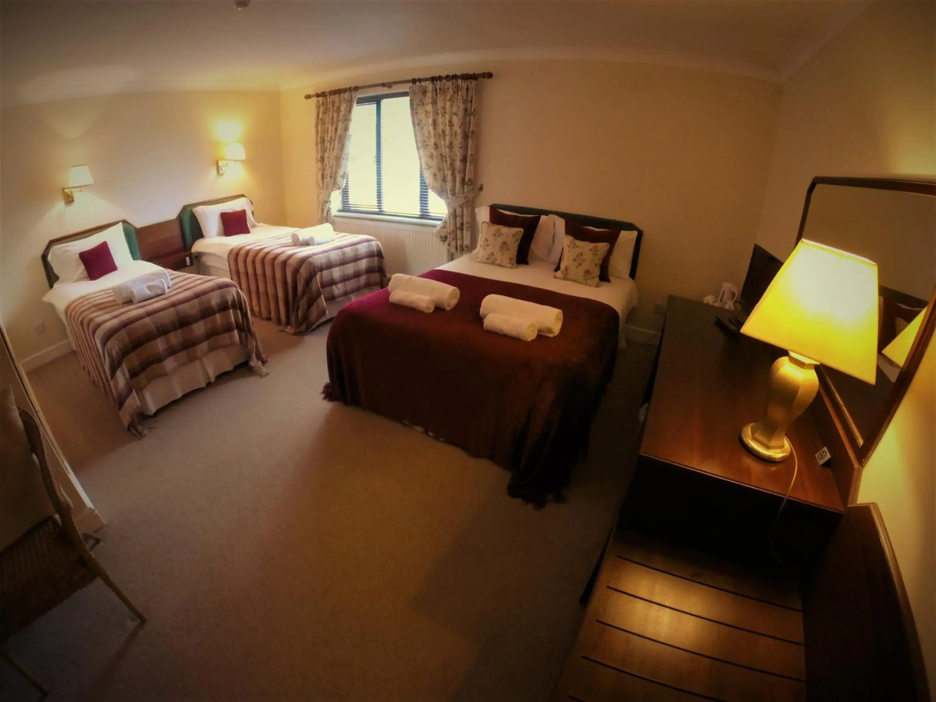 Family Room in The Crown Inn Family Room in The Crown Inn