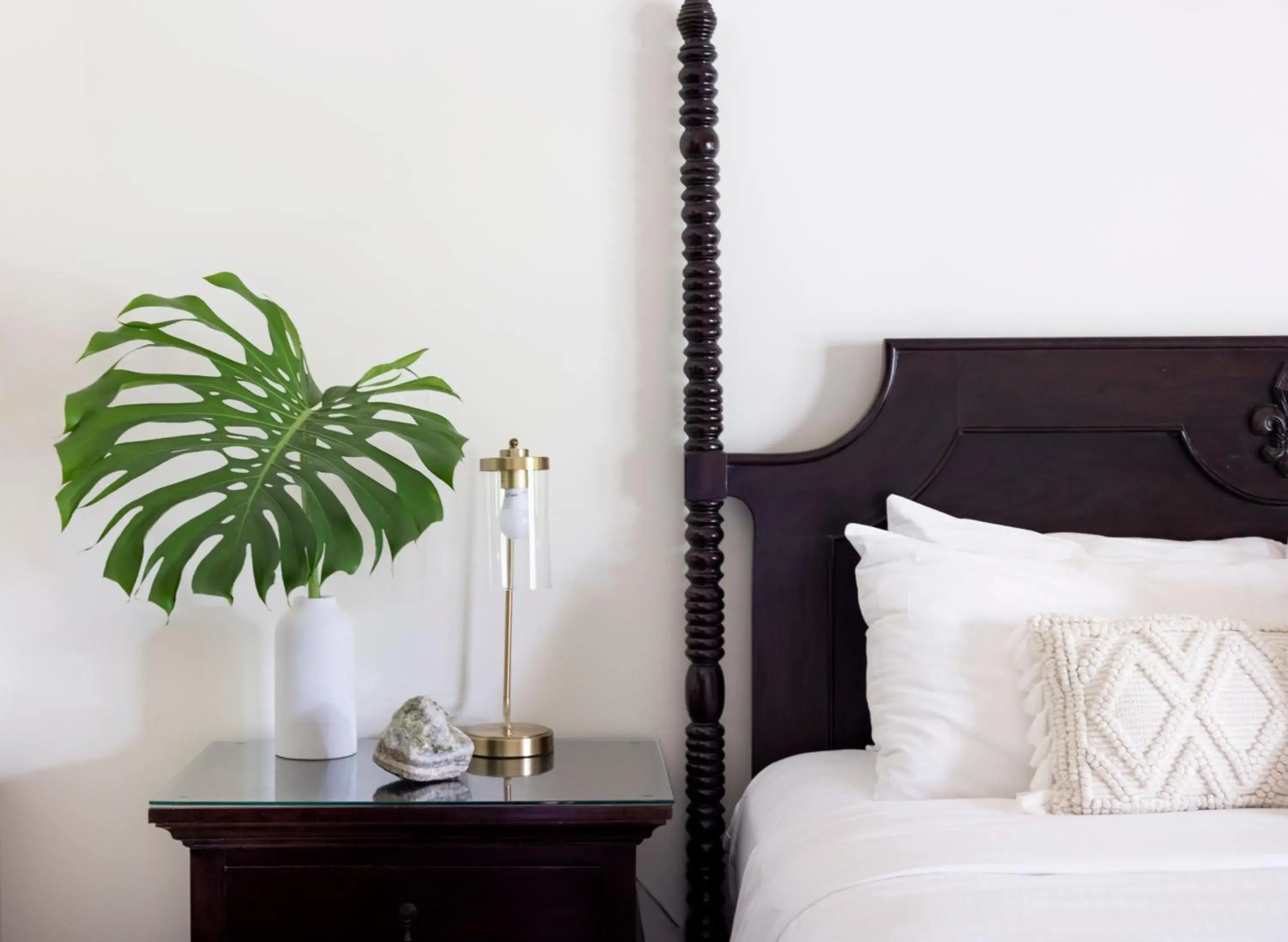 Superior King Room with Partial Ocean View - single occupancy in Lumeria Maui, Educational Retreat Center Superior King Room with Partial Ocean View - single occupancy in Lumeria Maui, Educational Retreat Center