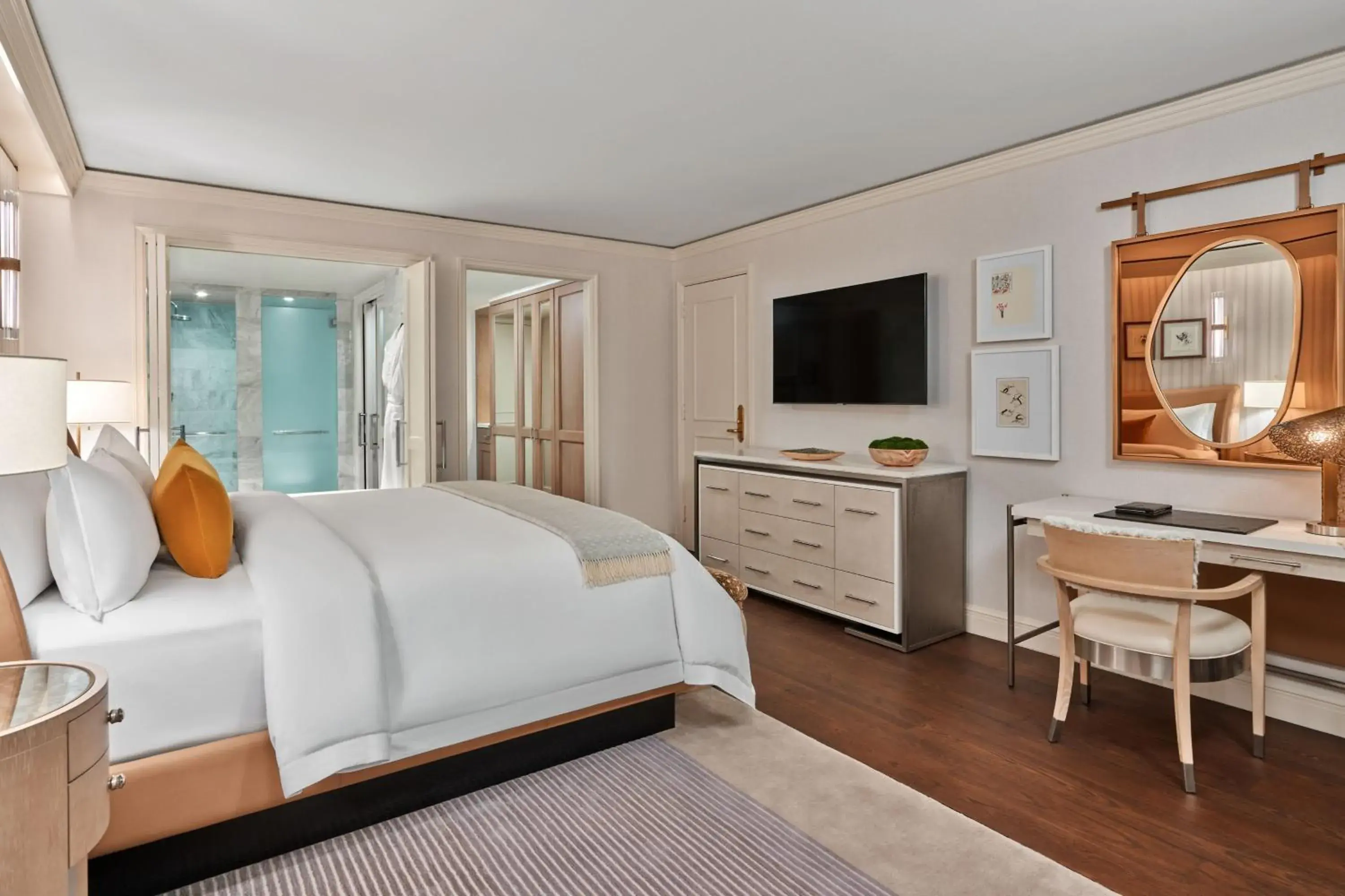 Deluxe King Room with Patio in St. Regis Aspen Resort Deluxe King Room with Patio in St. Regis Aspen Resort