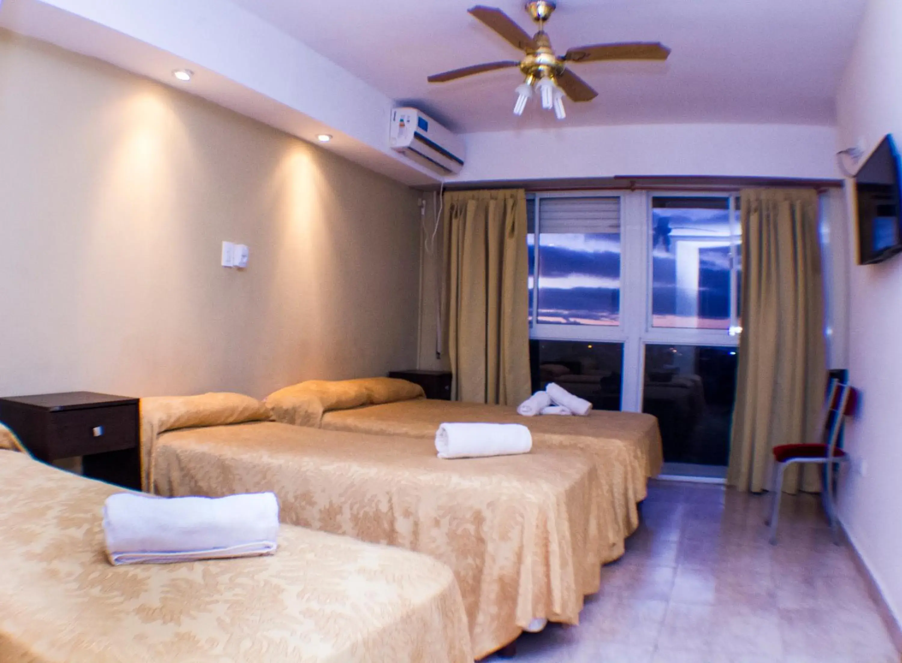 Superior Quadruple Room - single occupancy in Hotel San Remo Majestic Superior Quadruple Room - single occupancy in Hotel San Remo Majestic