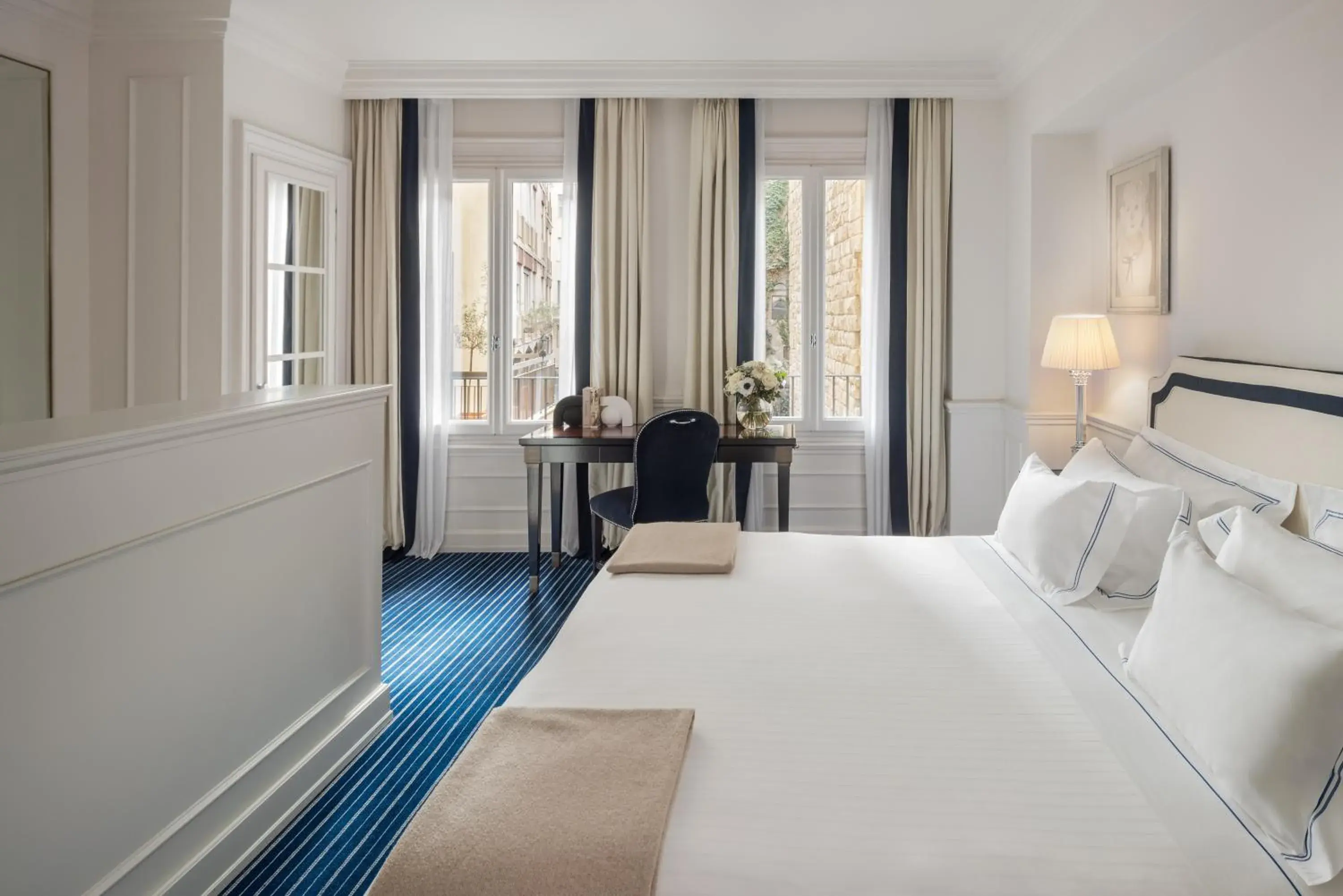 Junior Suite in Hotel Lungarno - Lungarno Collection Junior Suite in Hotel Lungarno - Lungarno Collection