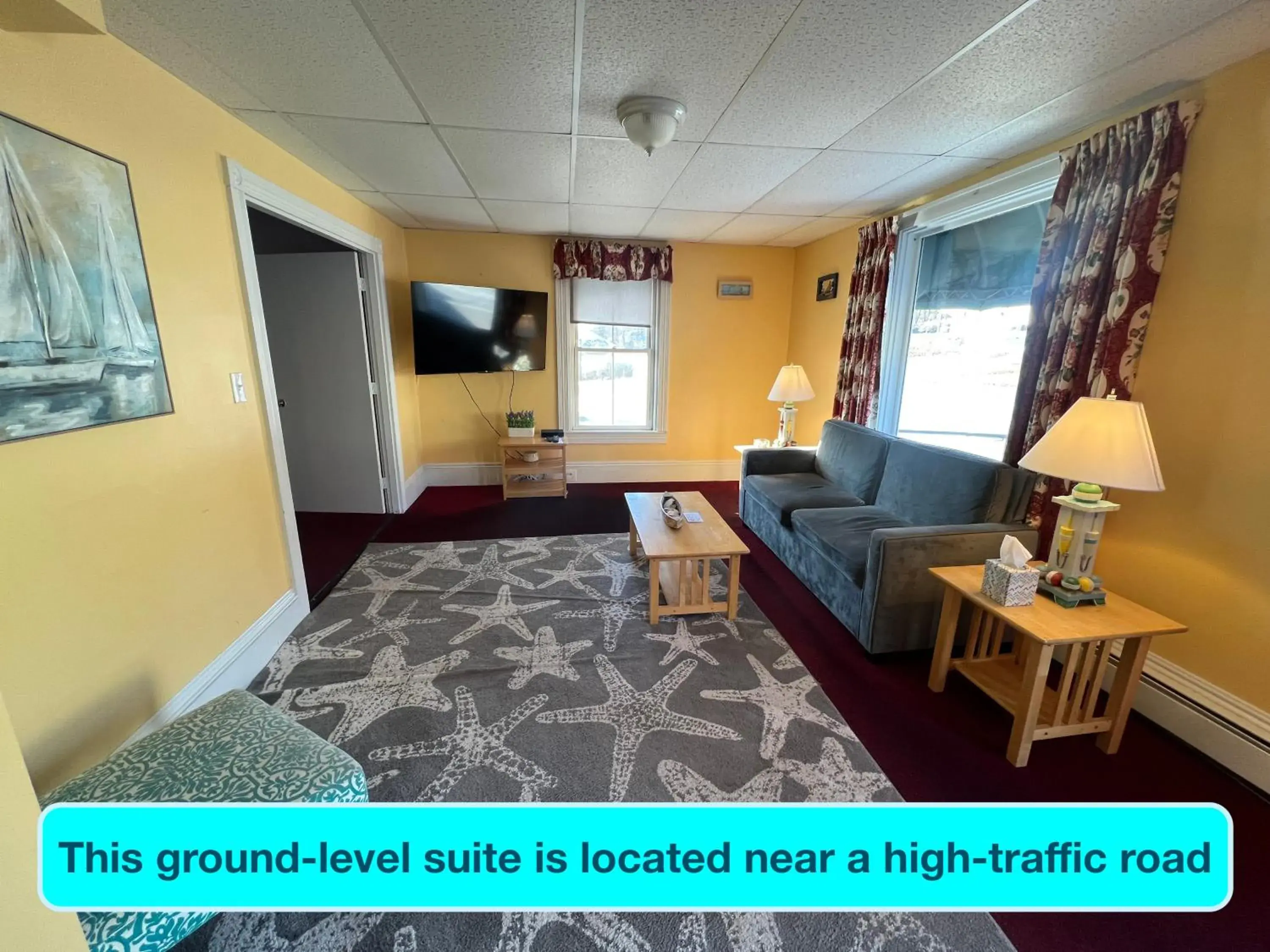 Queen Suite in Claddagh Motel & Suites Queen Suite in Claddagh Motel & Suites