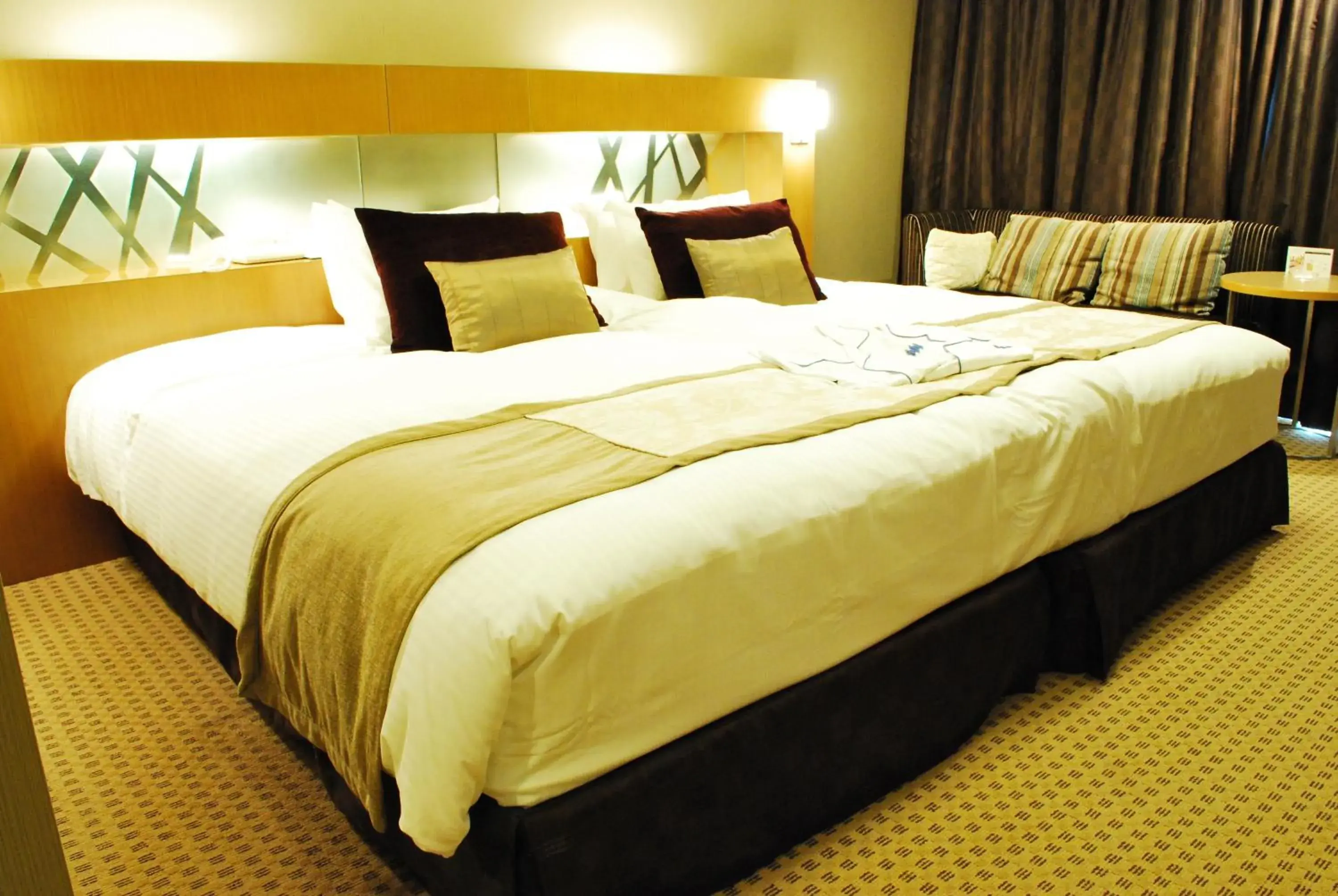 Deluxe Twin Room - single occupancy - Smoking in Hotel Metropolitan Nagano Deluxe Twin Room - single occupancy - Smoking in Hotel Metropolitan Nagano