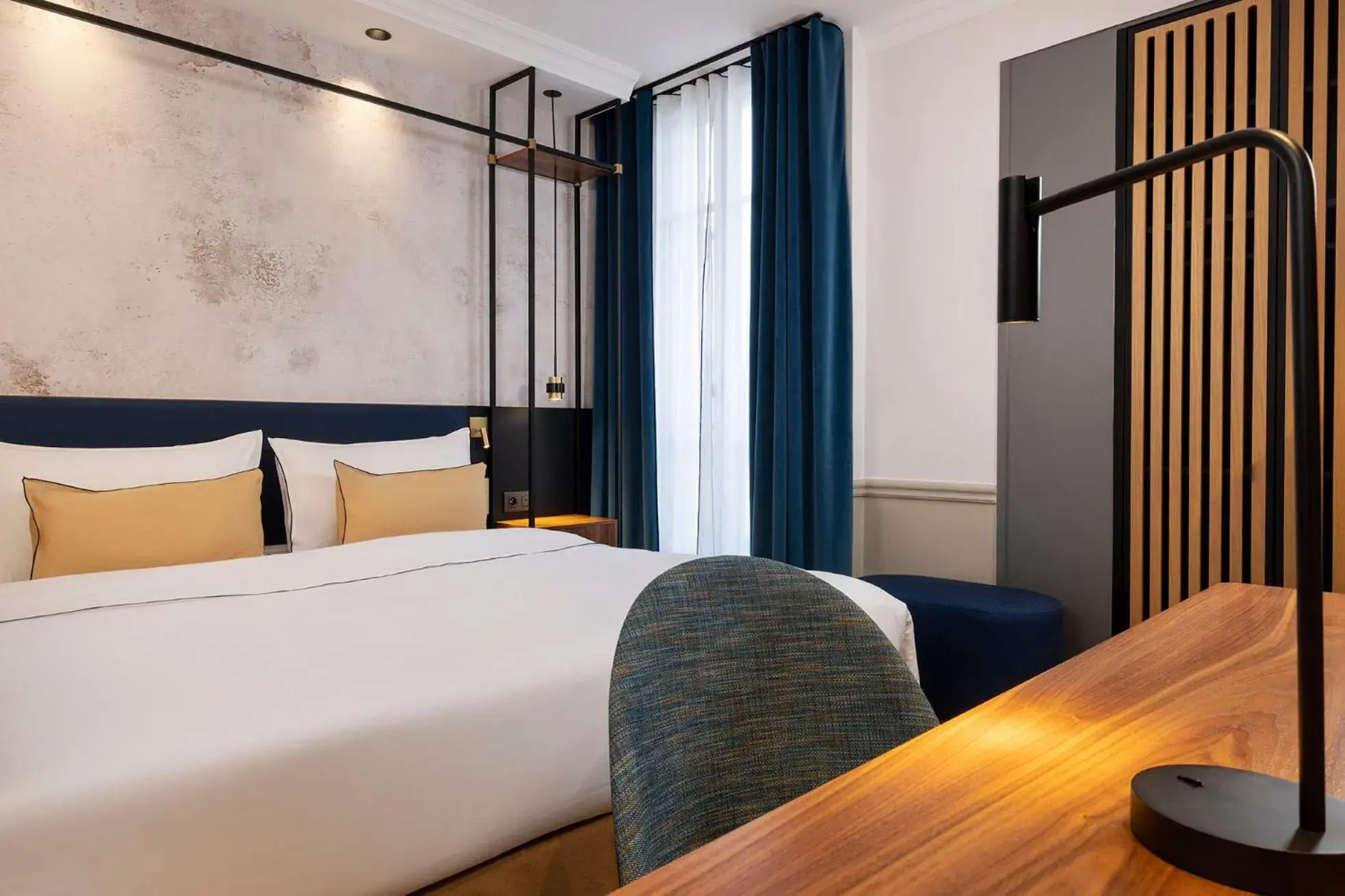 Superior Double Room in Victoria Palace Hotel Superior Double Room in Victoria Palace Hotel