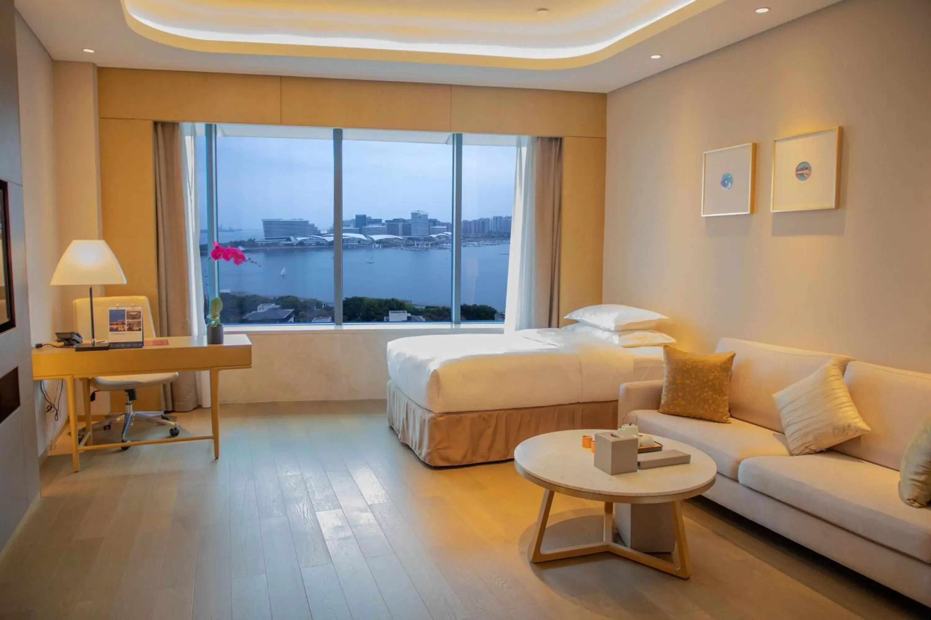 Family Bayview Suite in Wyndham Grand Plaza Royale Yuzhou Xiamen Wuyuan Bay Family Bayview Suite in Wyndham Grand Plaza Royale Yuzhou Xiamen Wuyuan Bay