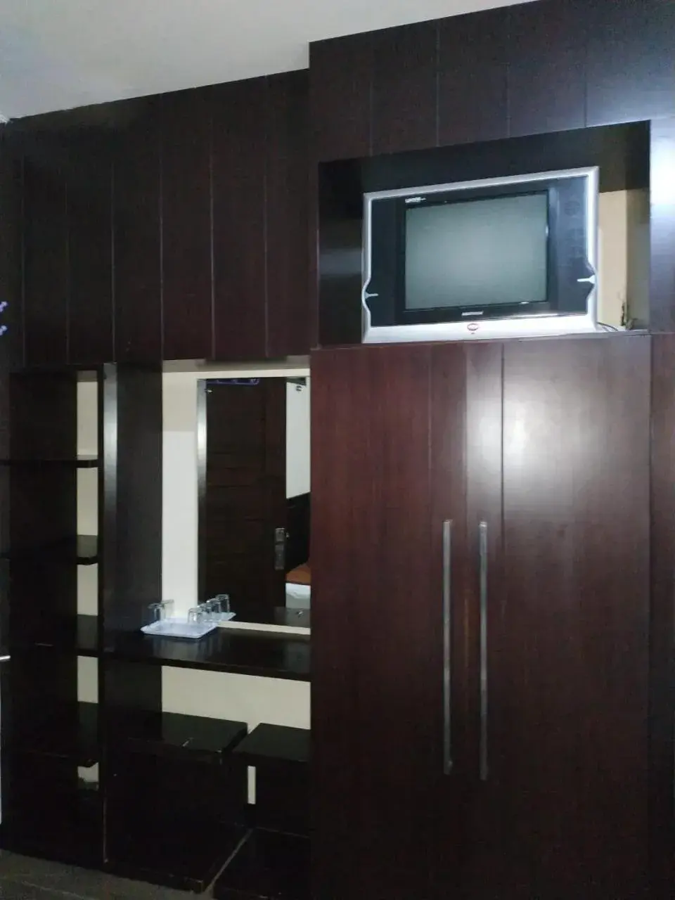 Standard Twin Room in Hotel Bumi Makmur Indah Standard Twin Room in Hotel Bumi Makmur Indah