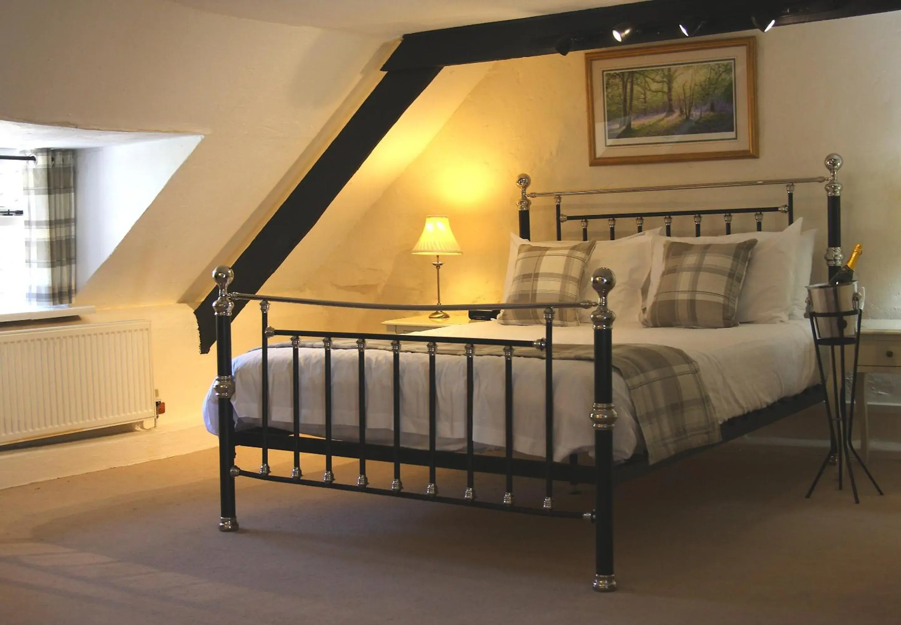 Superior Quadruple Room in Bearslake Inn Superior Quadruple Room in Bearslake Inn