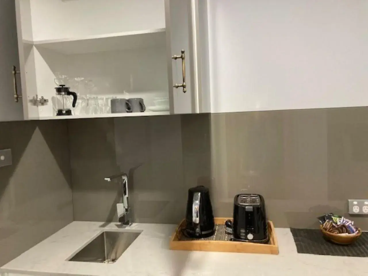 Deluxe Twin Room in Fountain View Motel Deluxe Twin Room in Fountain View Motel