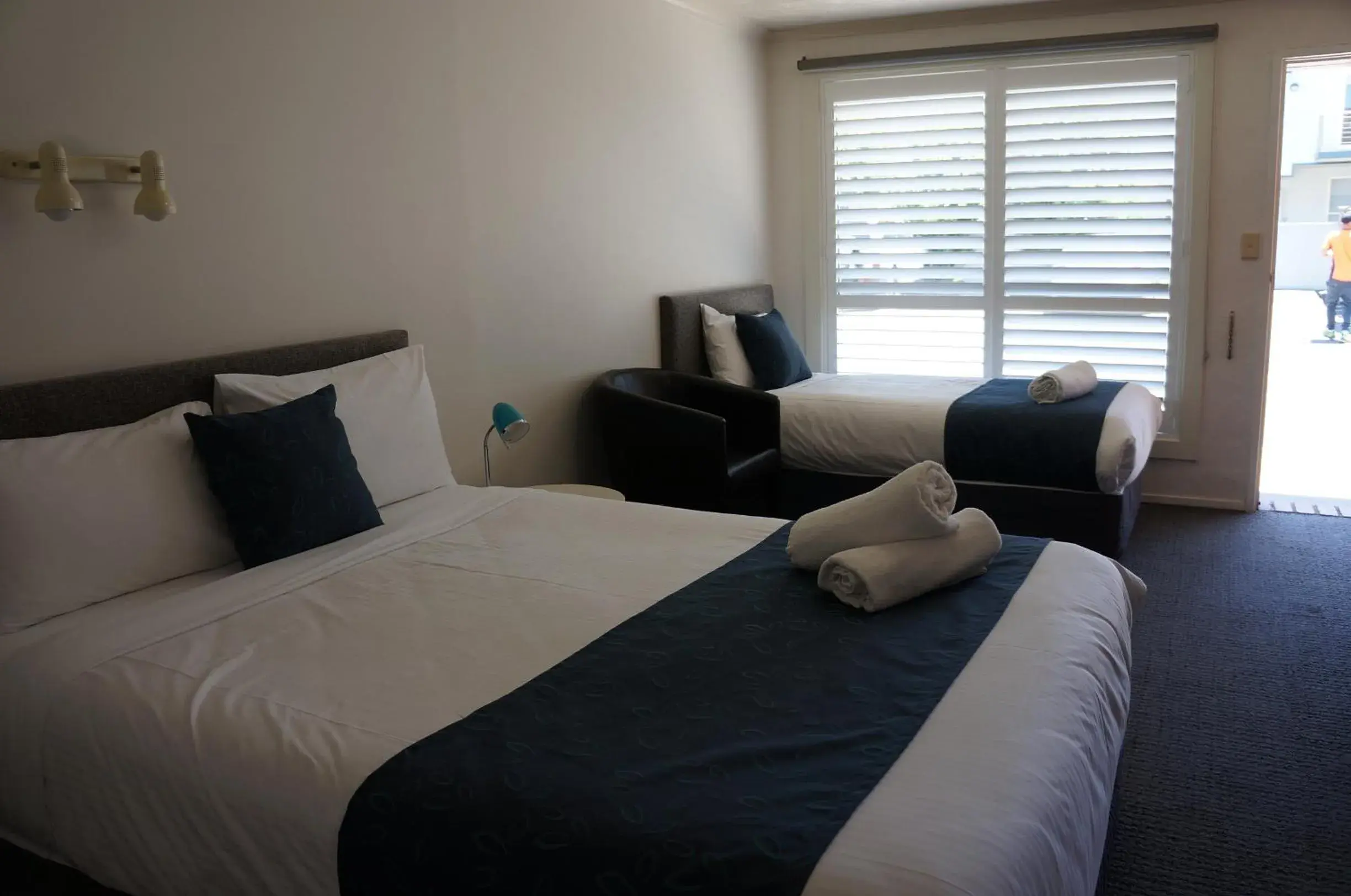 Queen Twin Suite in Waves Motel and Apartments Queen Twin Suite in Waves Motel and Apartments