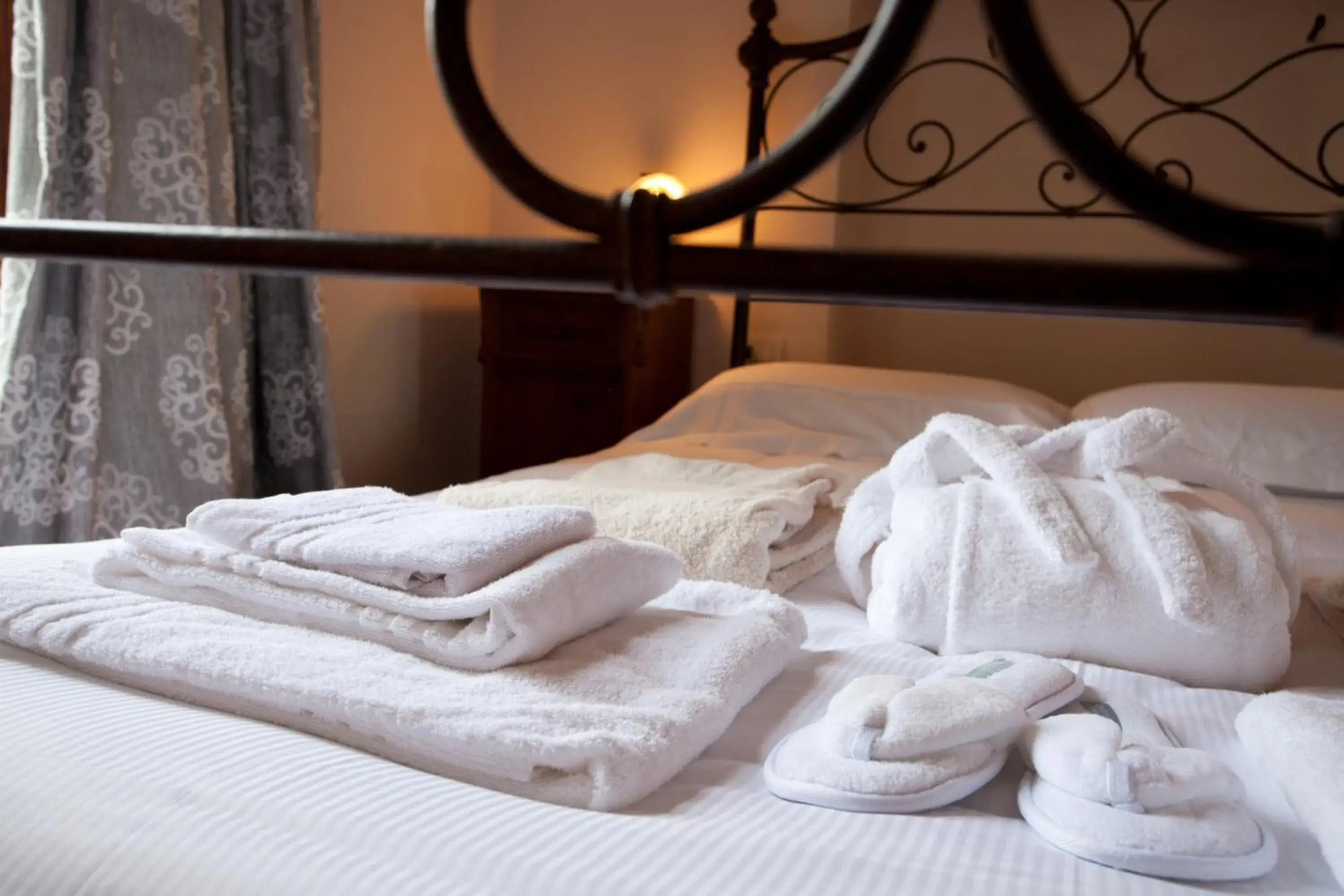 Two-Bedroom Apartment with Garden View (3 Adults) in Relais Villa Belvedere Two-Bedroom Apartment with Garden View (3 Adults) in Relais Villa Belvedere