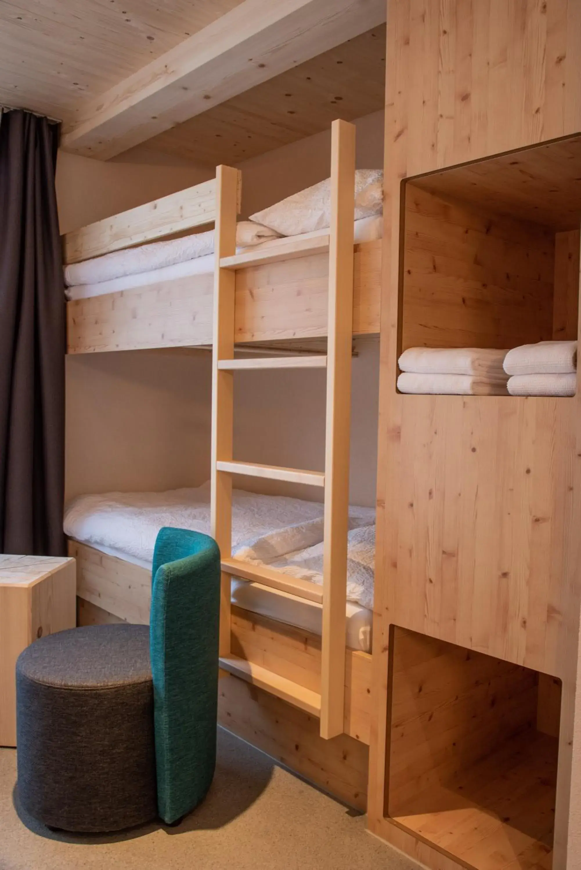 Standard Family Room in Eiger Lodge Chic Standard Family Room in Eiger Lodge Chic