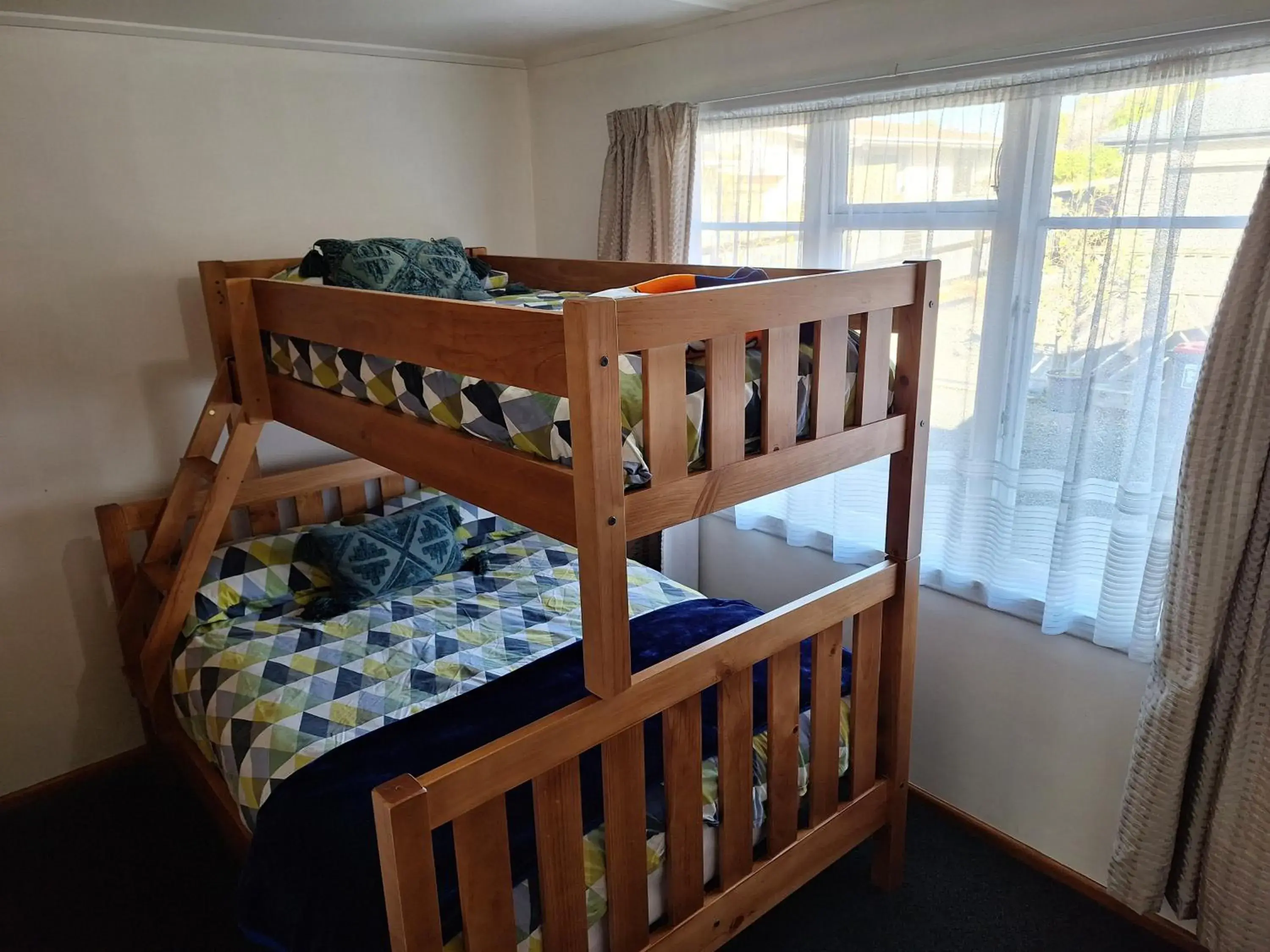 Three-Bedroom House in ASURE Scenic Route Motor Lodge Three-Bedroom House in ASURE Scenic Route Motor Lodge