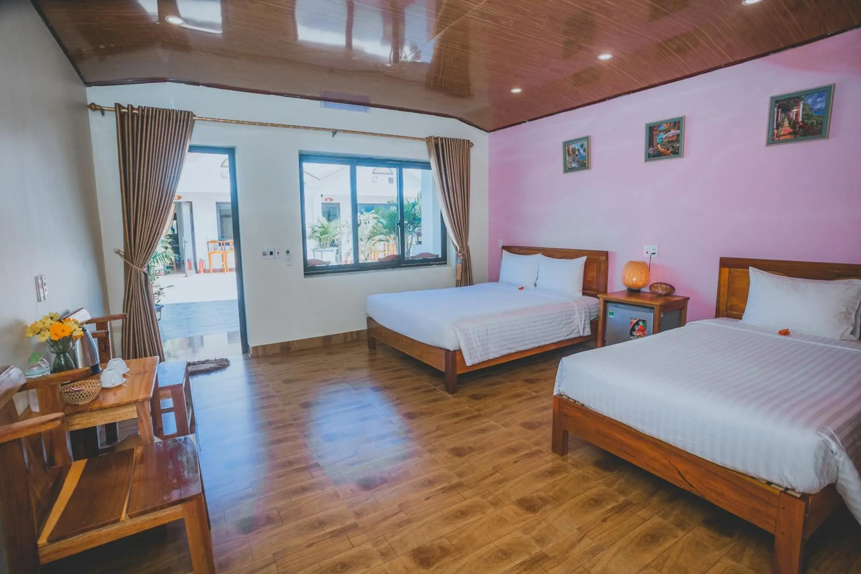 Triple Room with Mountain View in Lucky Homes Triple Room with Mountain View in Lucky Homes