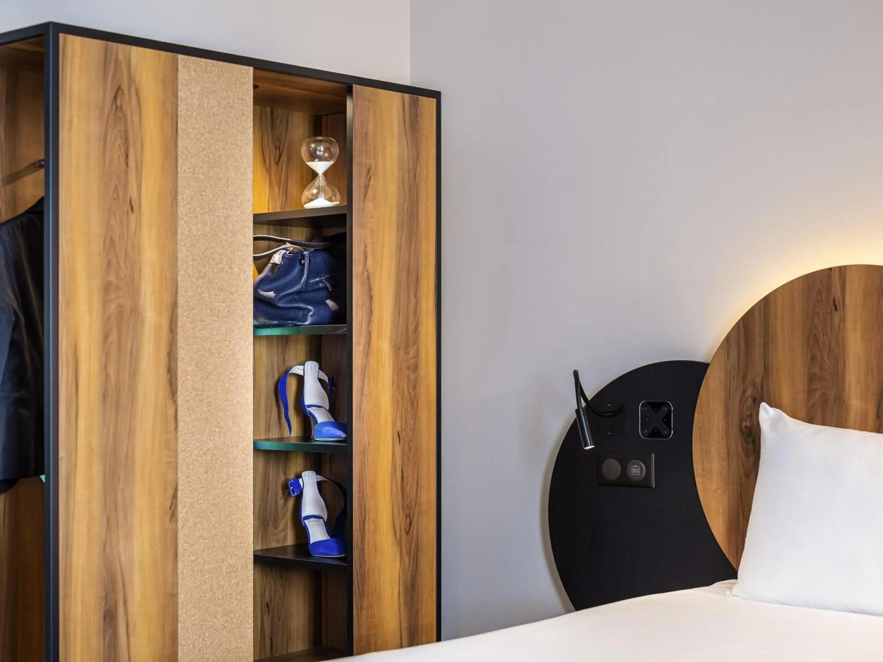 Standard One Double Bed in ibis Styles Paris Meteor Avenue d'Italie Standard One Double Bed in ibis Styles Paris Meteor Avenue d'Italie