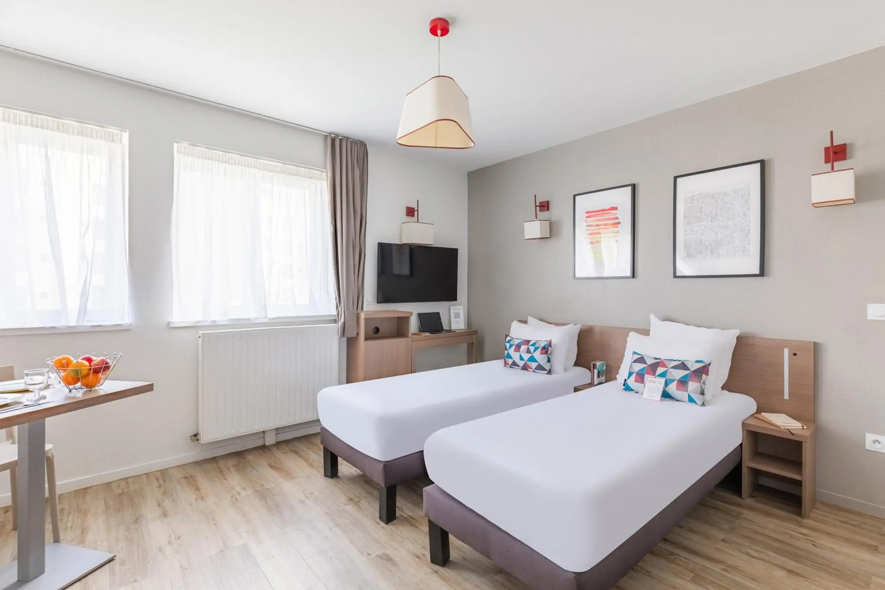 Twin Studio in Appart'City Confort Orléans Twin Studio in Appart'City Confort Orléans