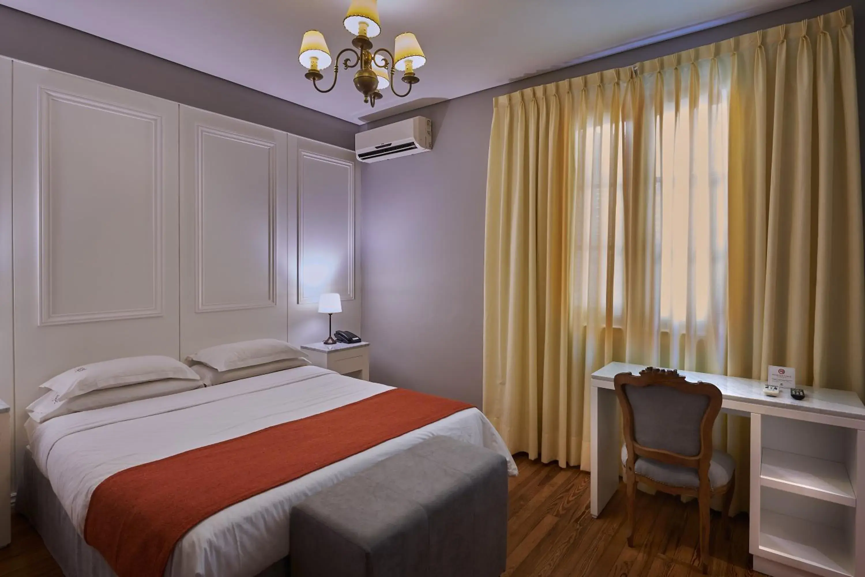 Classic Double Room in Altos de Guemes Hotel Classic Double Room in Altos de Guemes Hotel