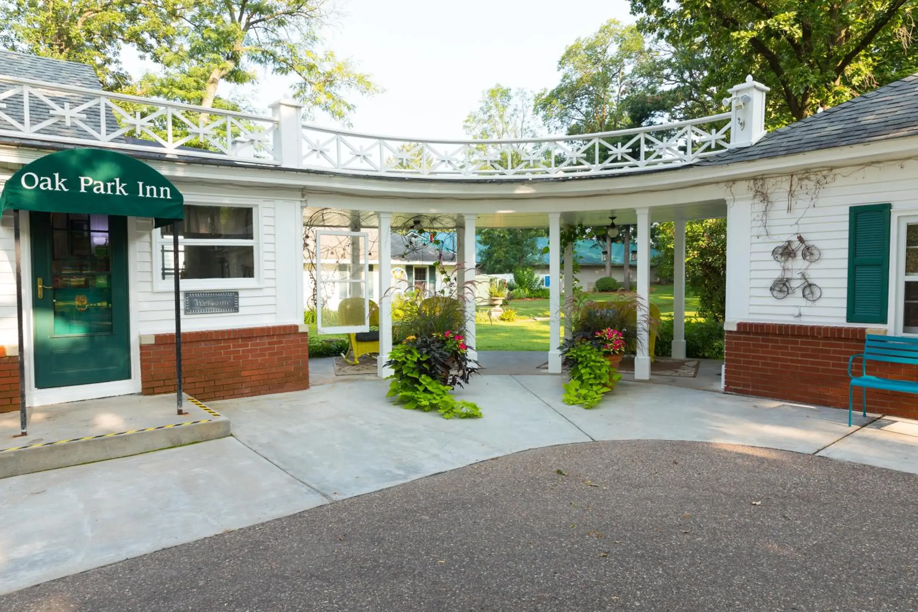 Superior Suite in Oak Park Inn Superior Suite in Oak Park Inn