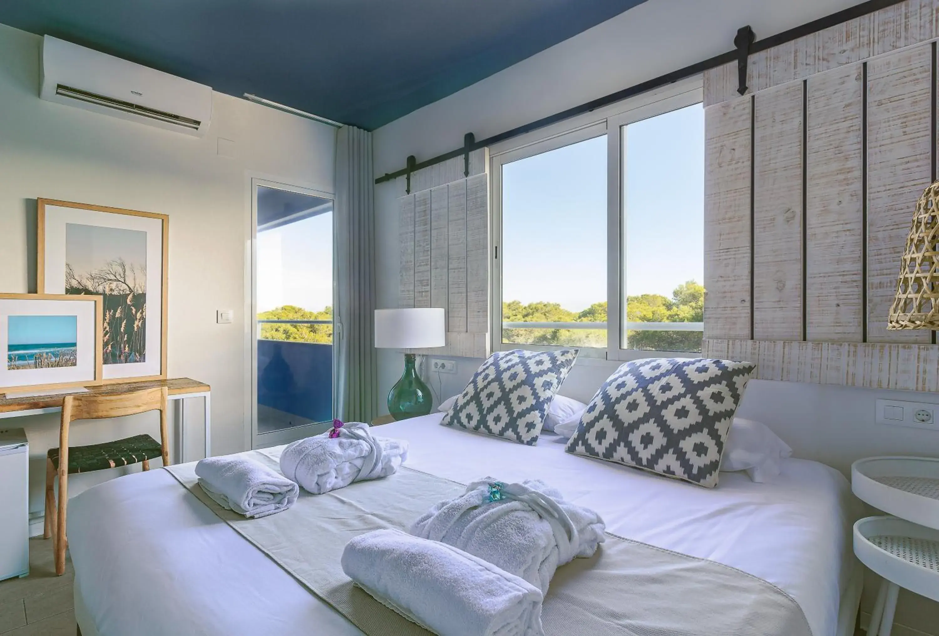 Deluxe Double Room with Spa Bath in YOU & CO. Saler Beach Boutique Deluxe Double Room with Spa Bath in YOU & CO. Saler Beach Boutique