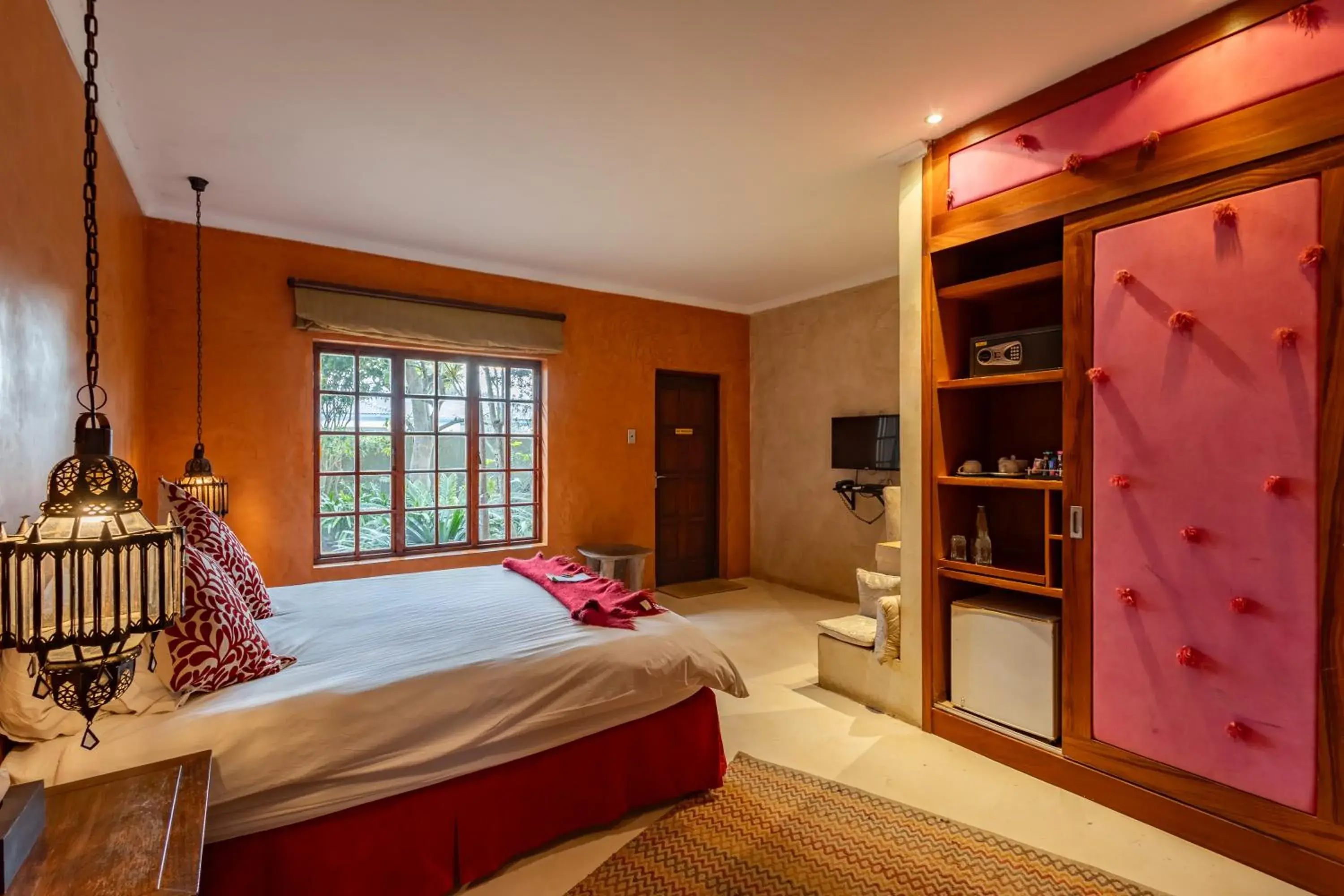 Standard Room in Singa Lodge - Lion Roars Hotels & Lodges Standard Room in Singa Lodge - Lion Roars Hotels & Lodges