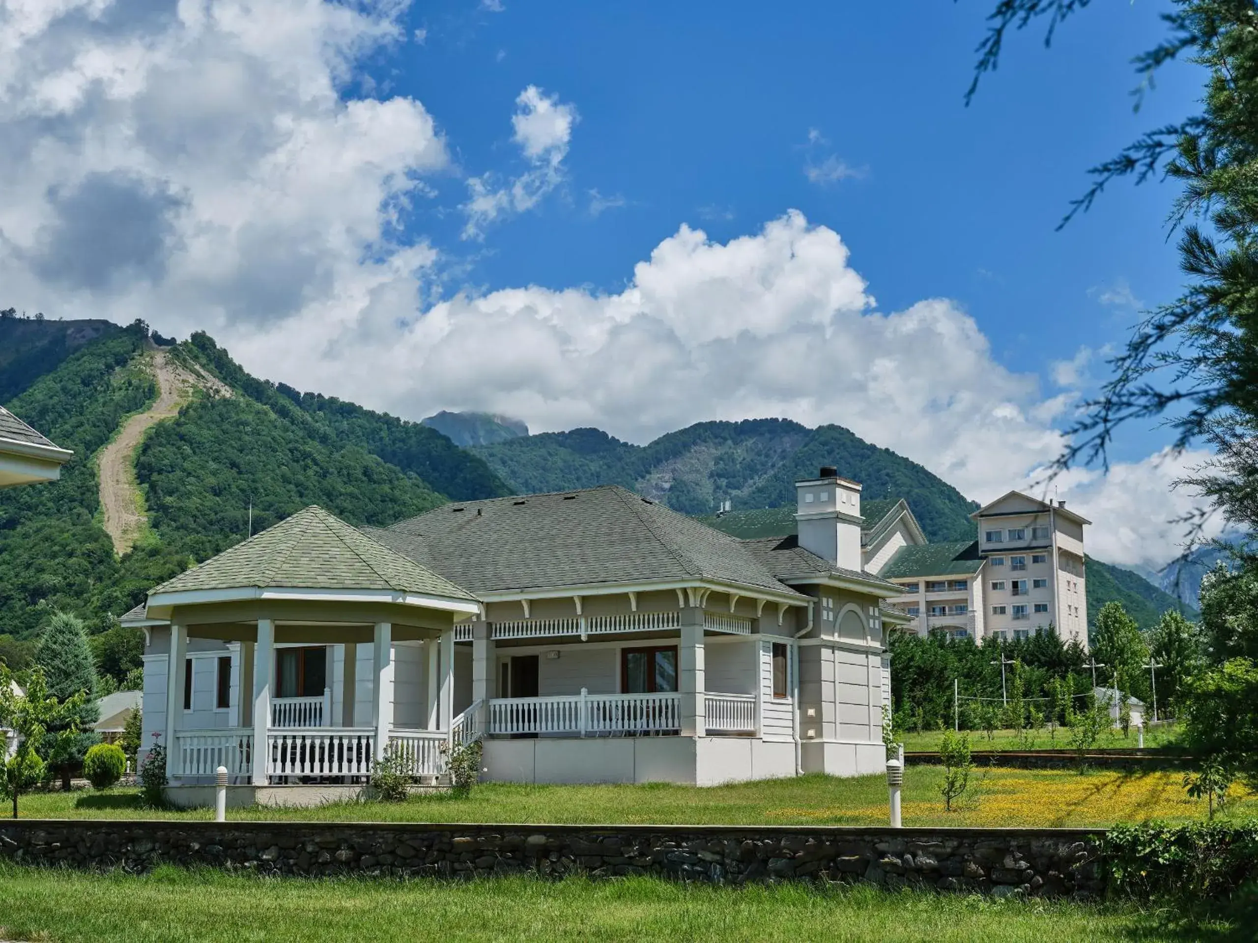 One-Bedroom Villa in Qafqaz Riverside Hotel One-Bedroom Villa in Qafqaz Riverside Hotel