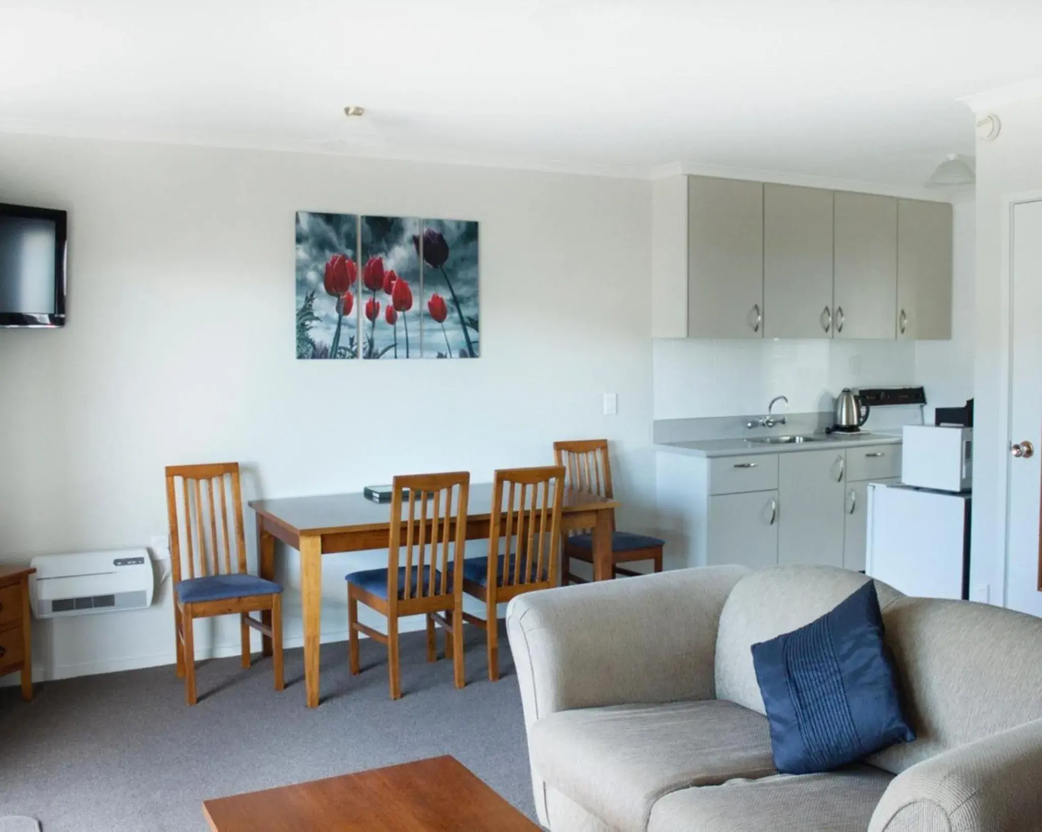 Executive Suite in Alpine Motel Executive Suite in Alpine Motel